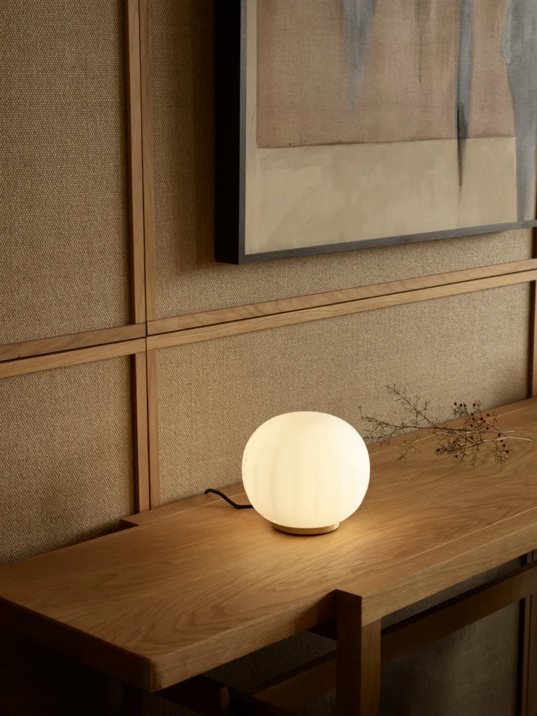 Solid white table lamp