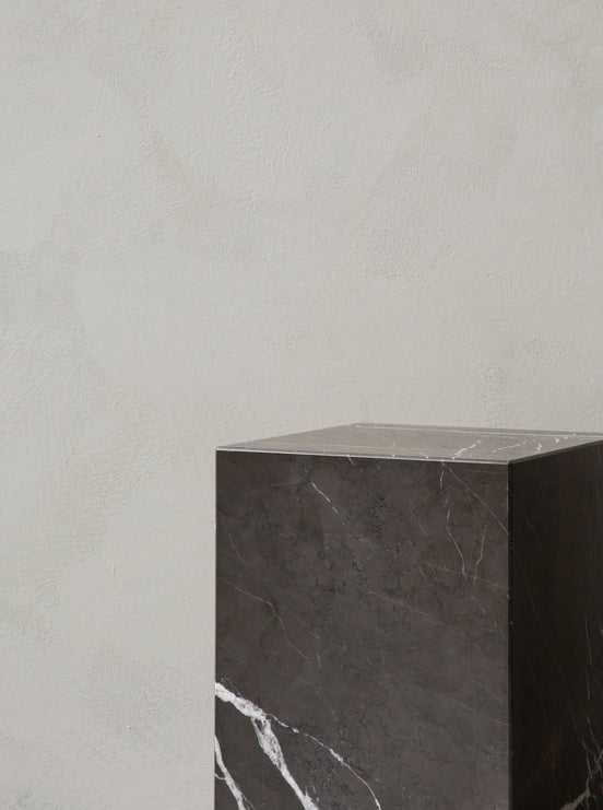 Beistelltisch PLINTH brauner Marmor