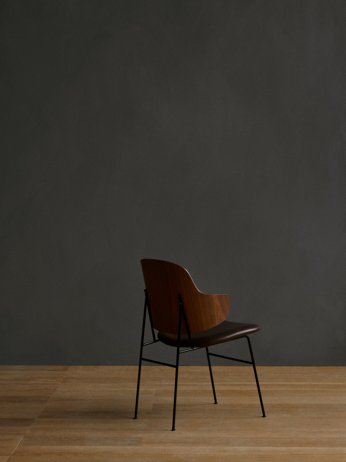 PENGUIN Chair Cognac Leather