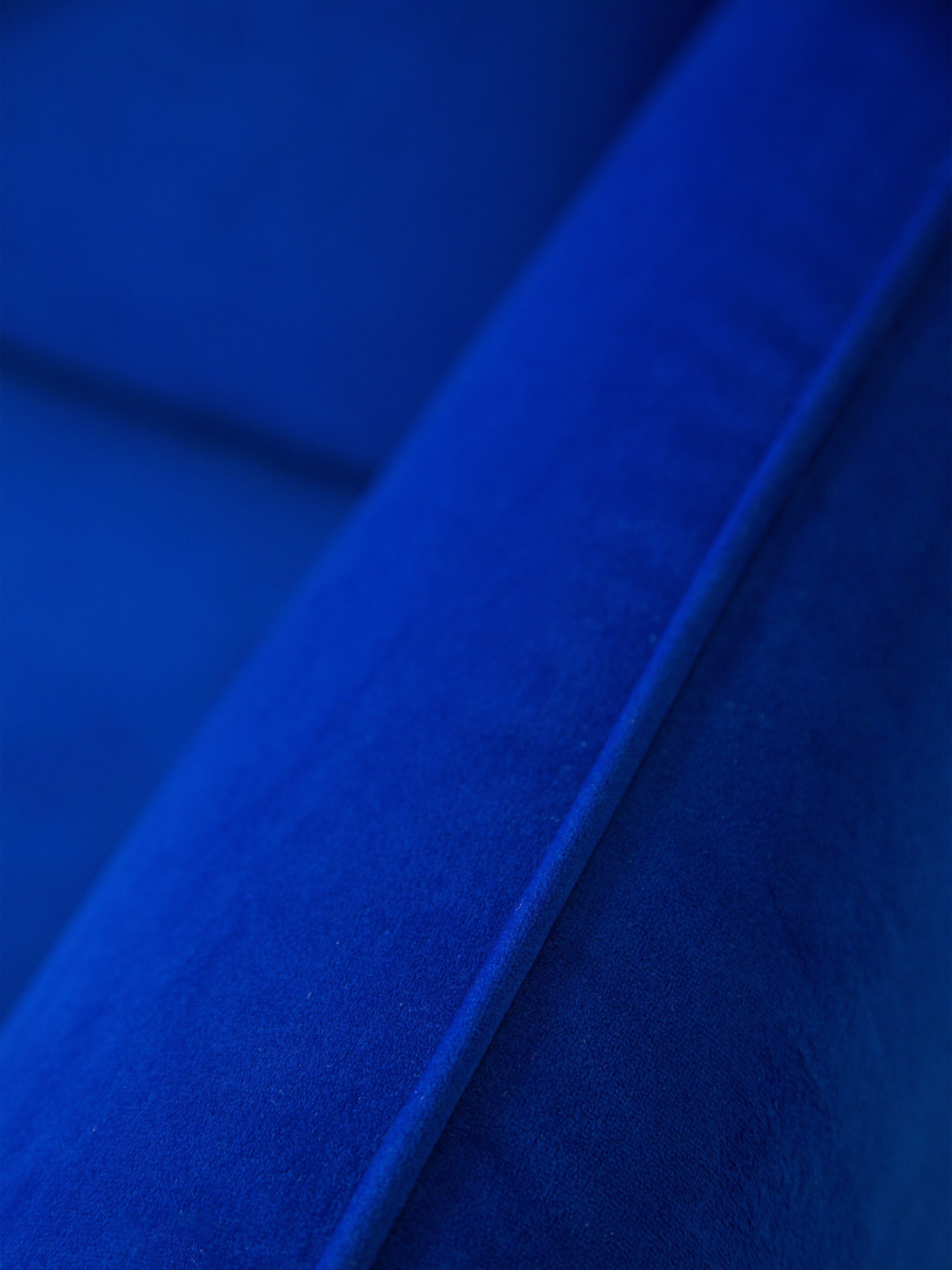 Sofa aksamitna 2-osobowa GEORGIA ciemnoszary