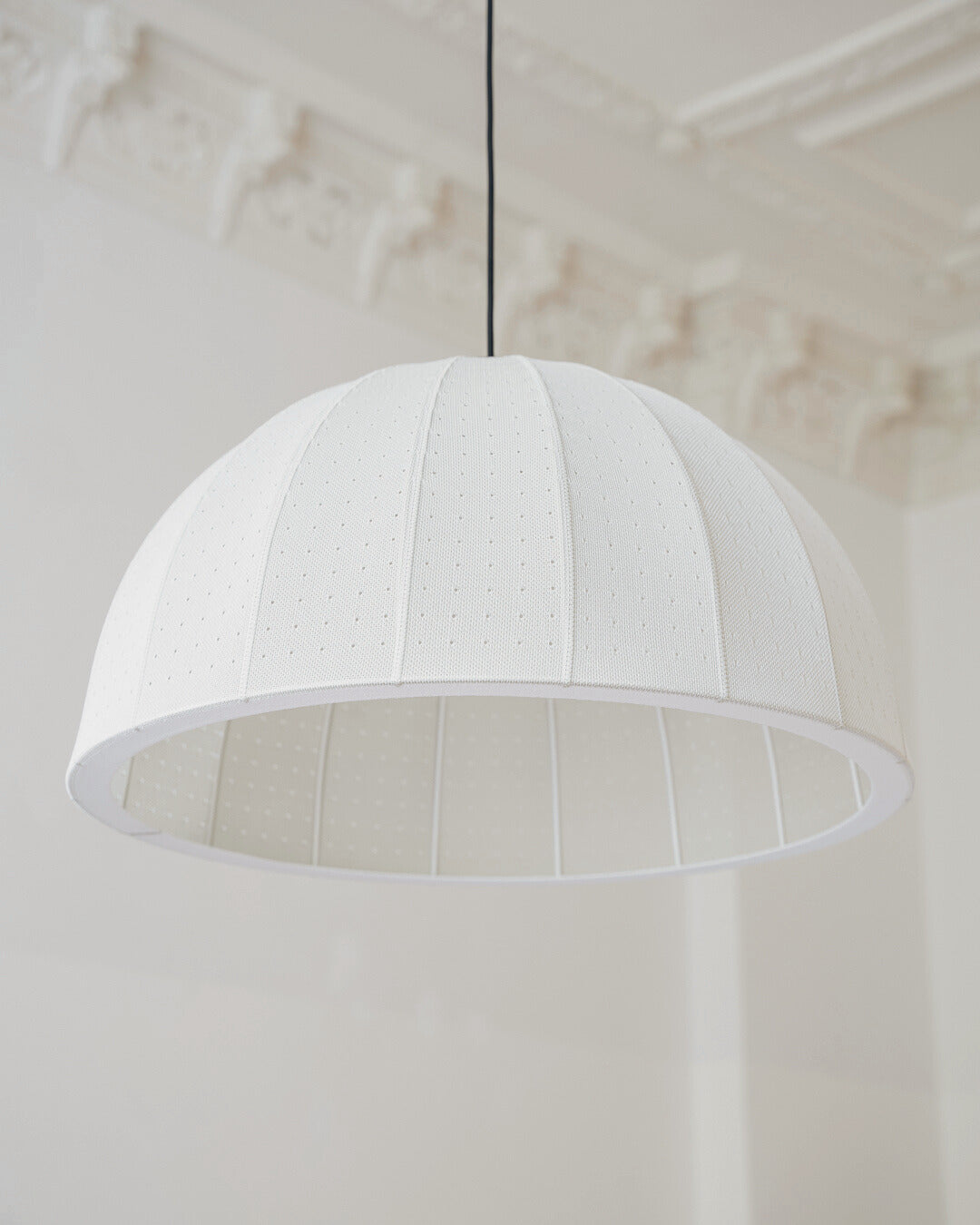 MOLLIS Pendant Lamp Broken White