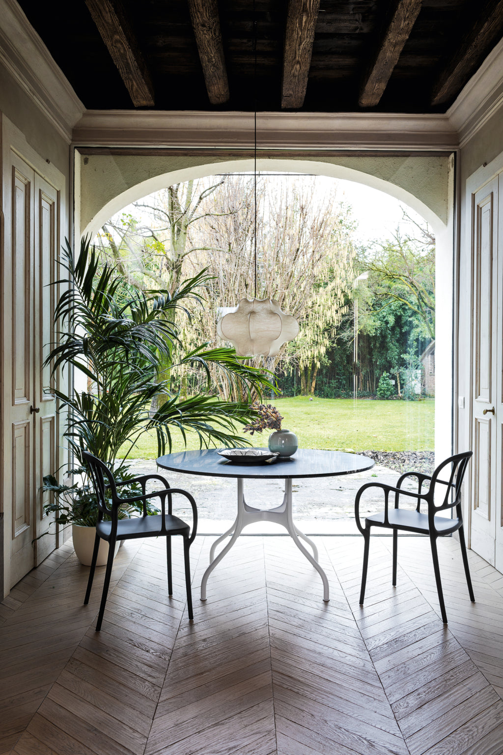 MILA white outdoor chair
