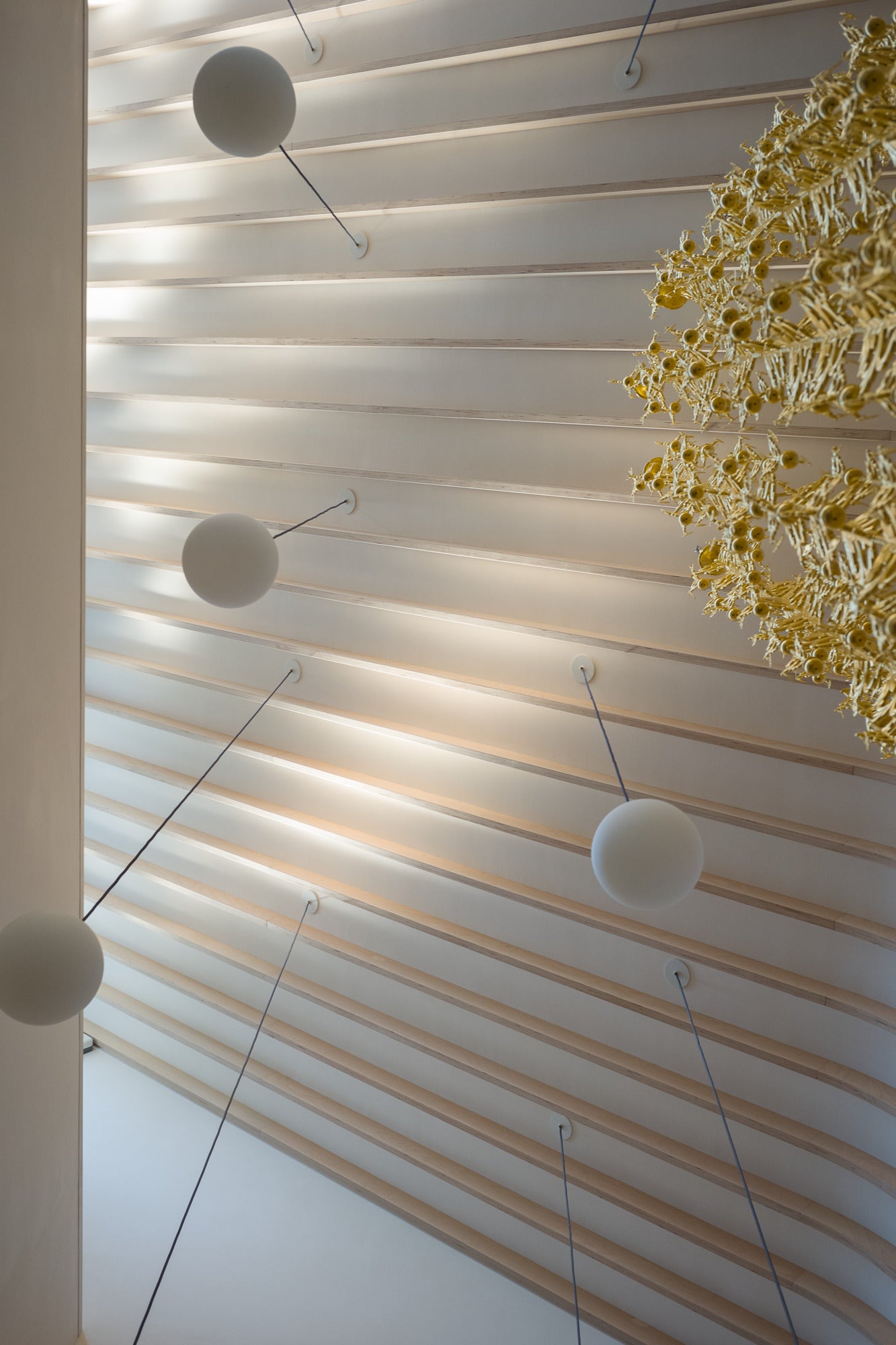 Pendelleuchte MOSER weiß