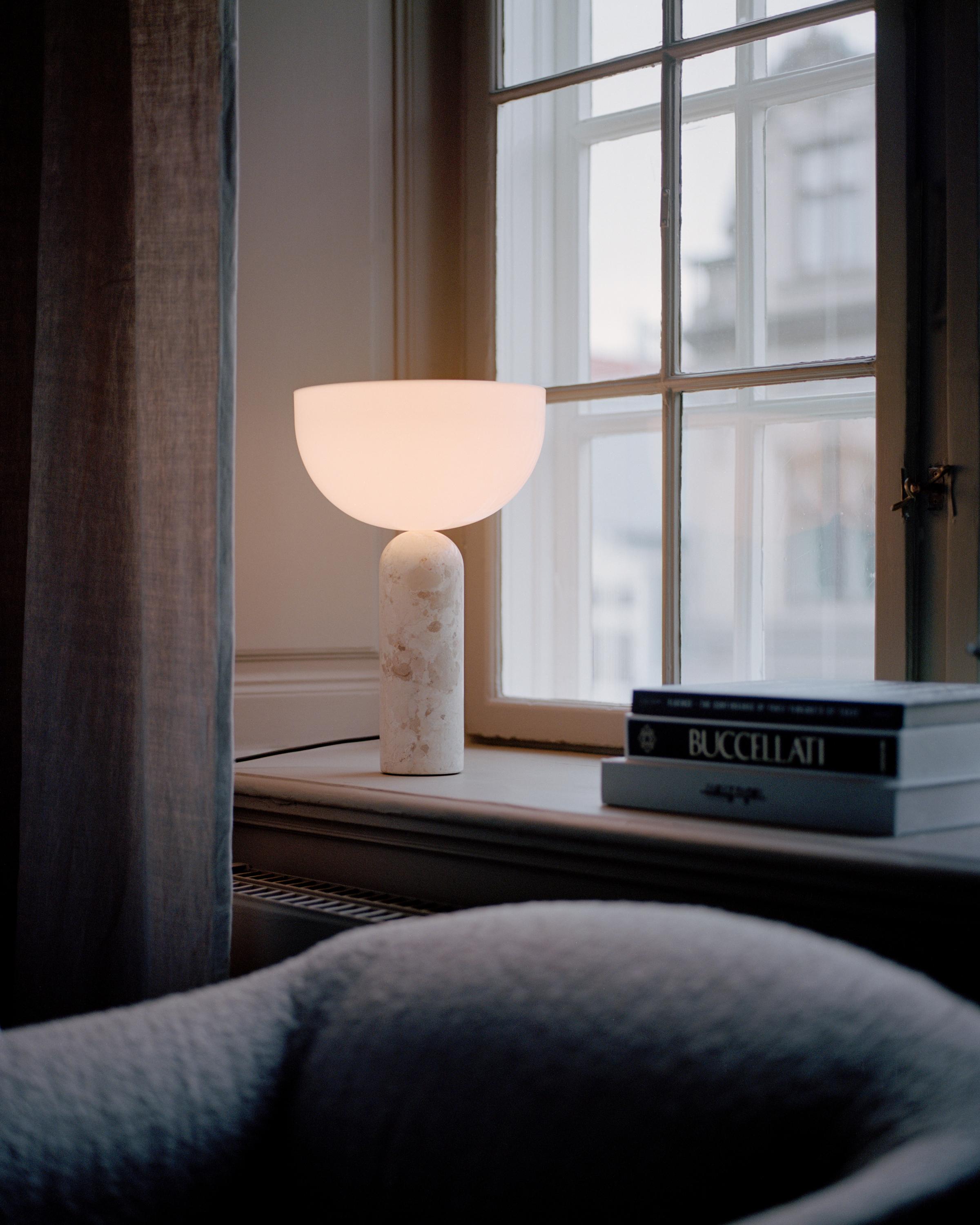 KIZU Tischleuchte Creme Marmor