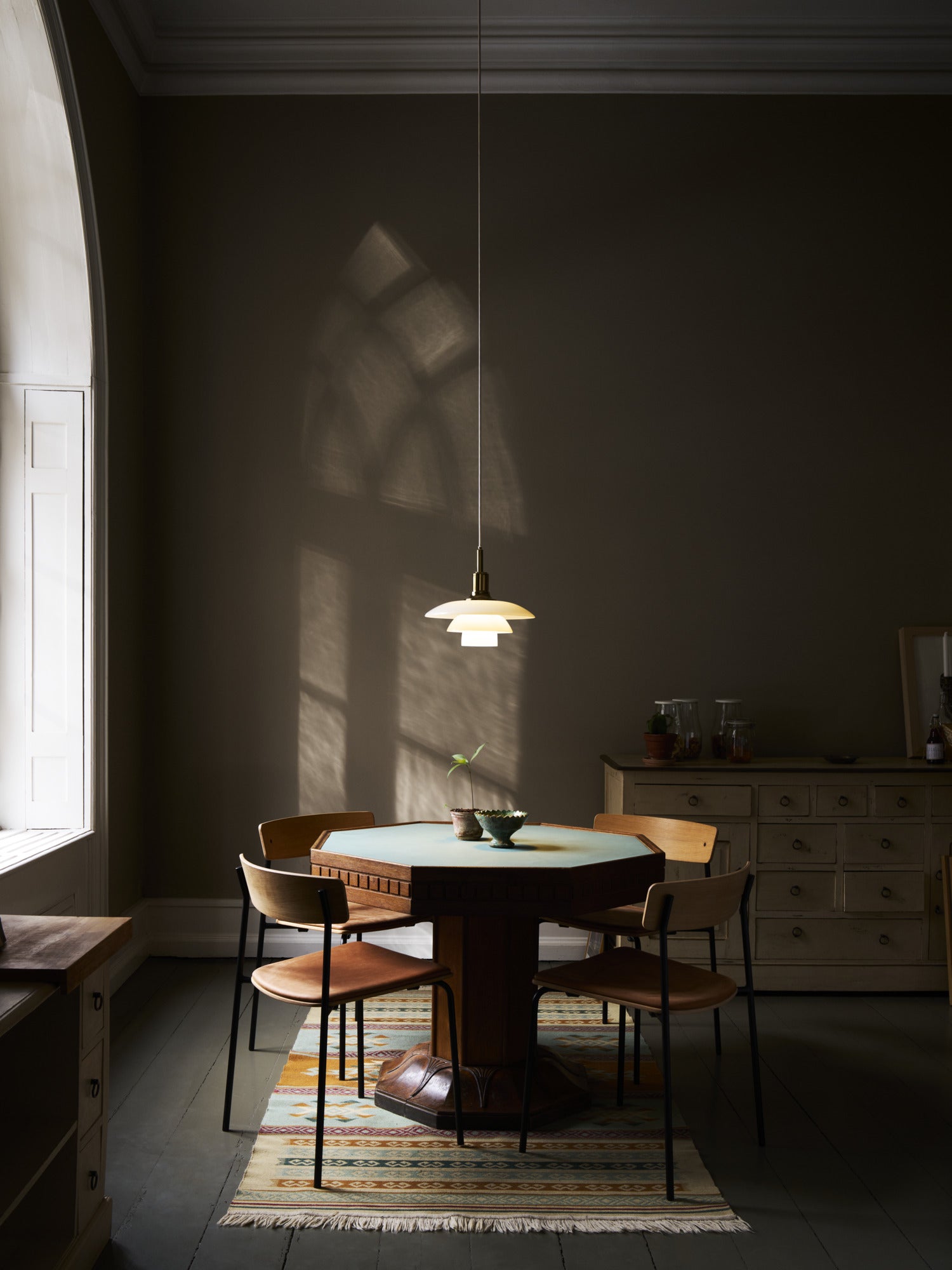 PH 3/2 pendant lamp white with brass finish