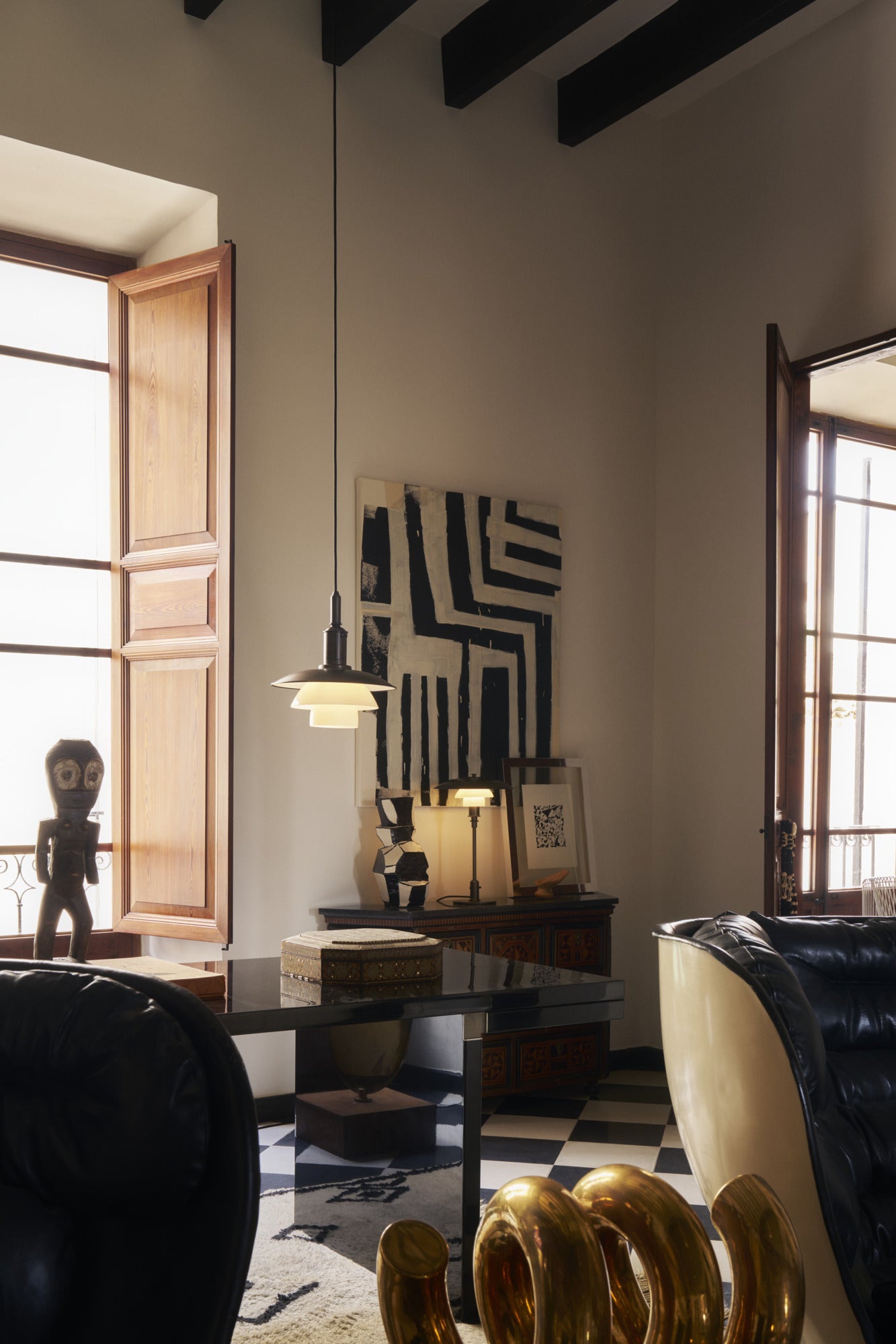 Pendelleuchte PH 3/3 weiß mit schwarzer matter Oberfläche