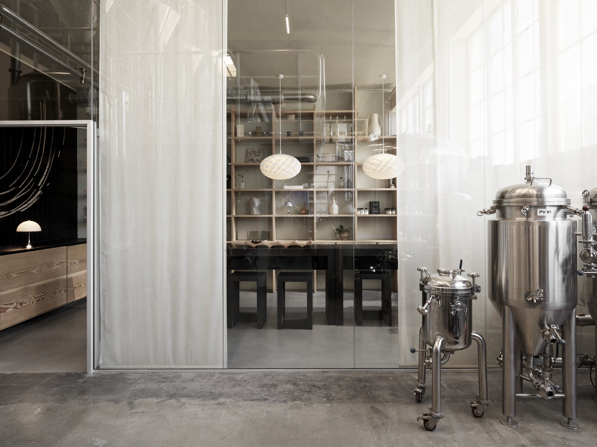 PATERA OVAL White Pendant Lamp