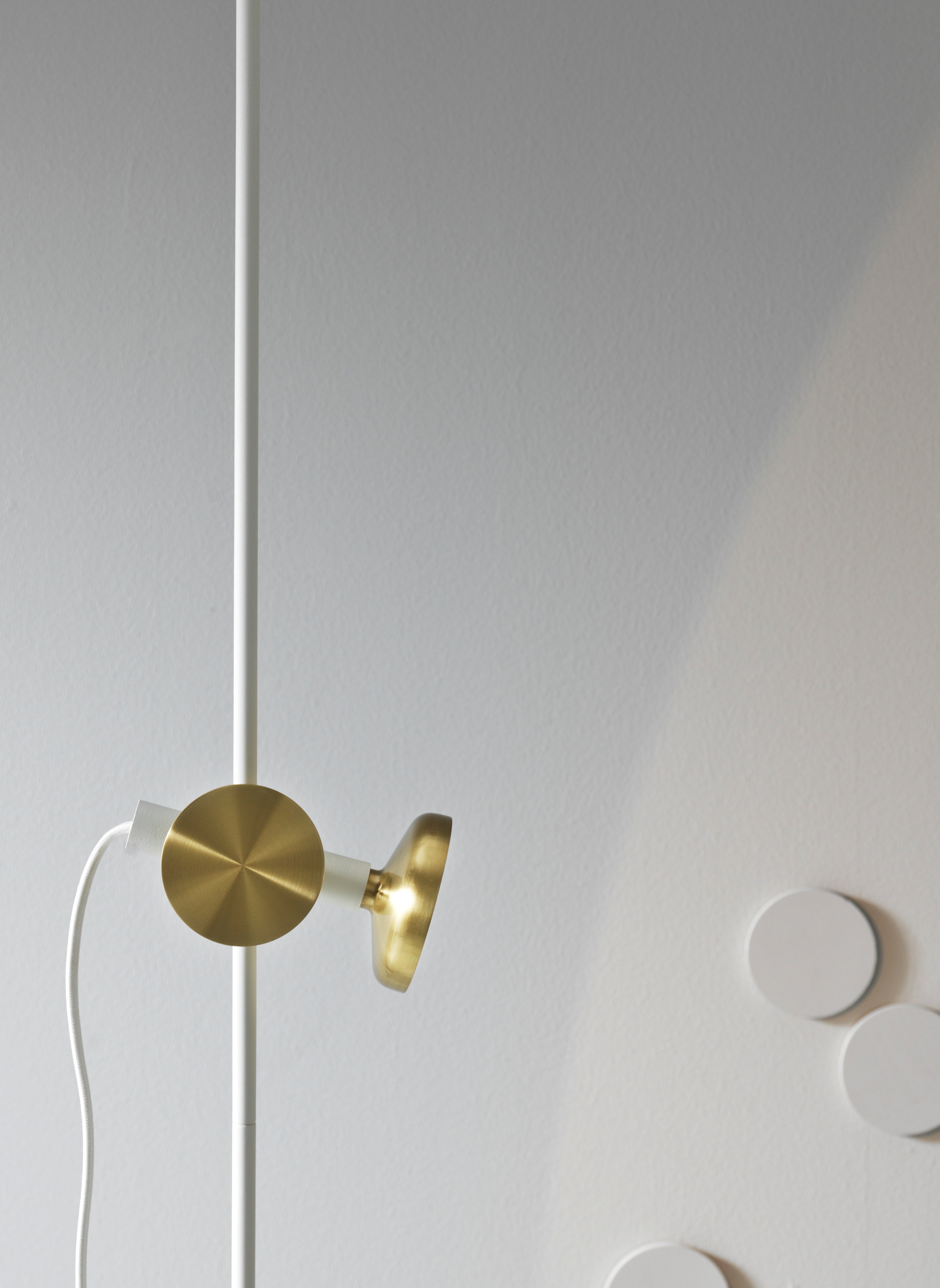 BLEND floor lamp black with brass finish