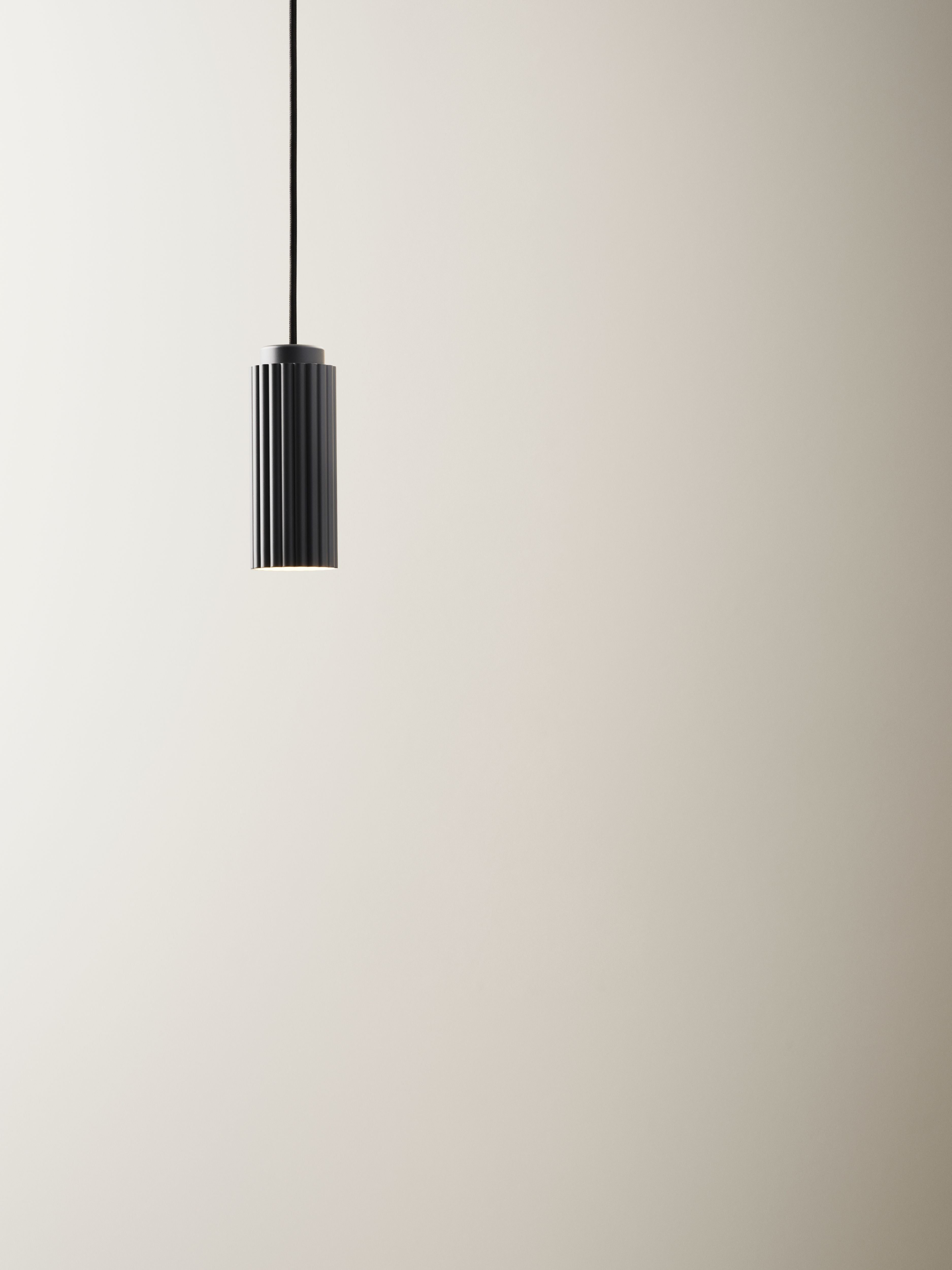 Hanging Lamp DONNA SLIM Black
