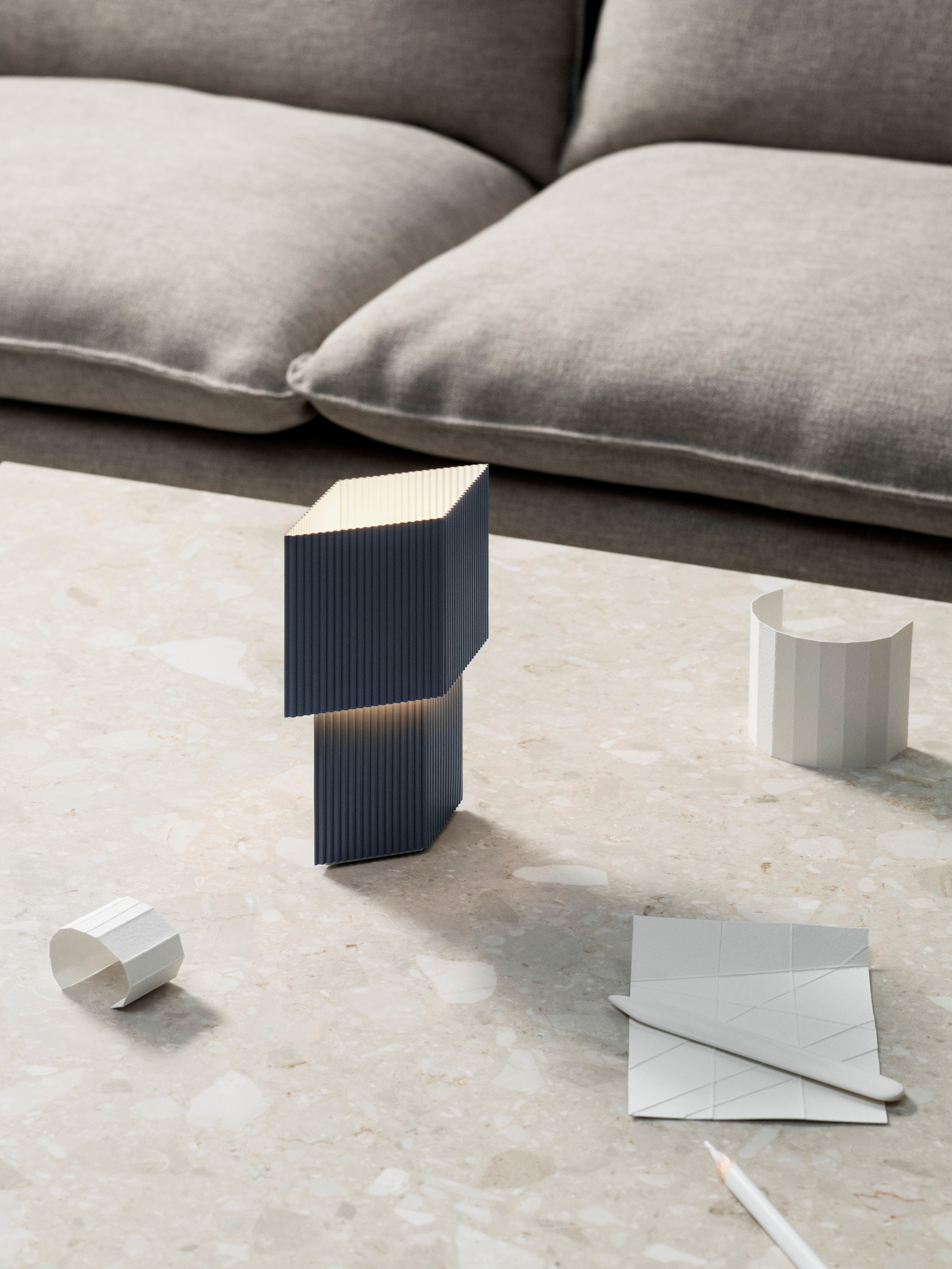 ROMB MINI Dark Blue Table Lamp