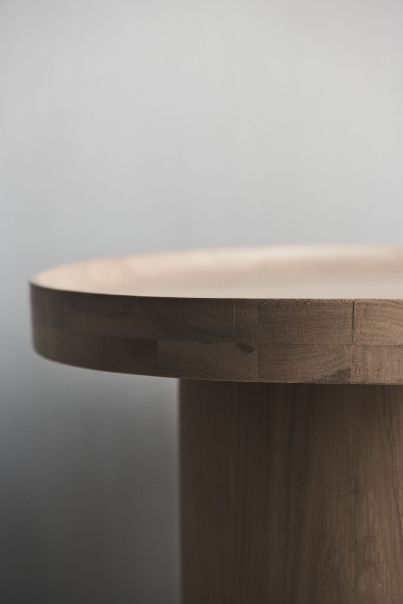 Plateau Couchtisch schwarzer Eiche Holz