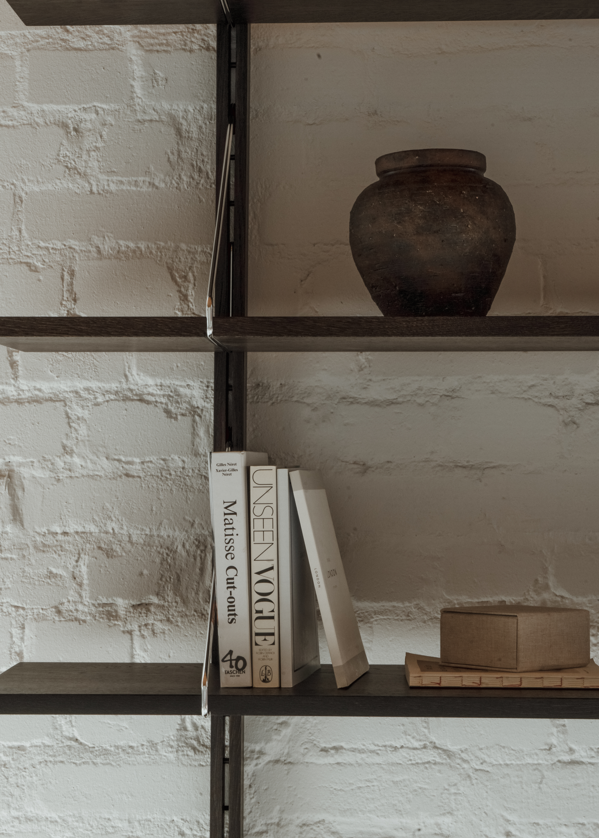 RODD DUO Wall Shelf in Ebony Oak Wood