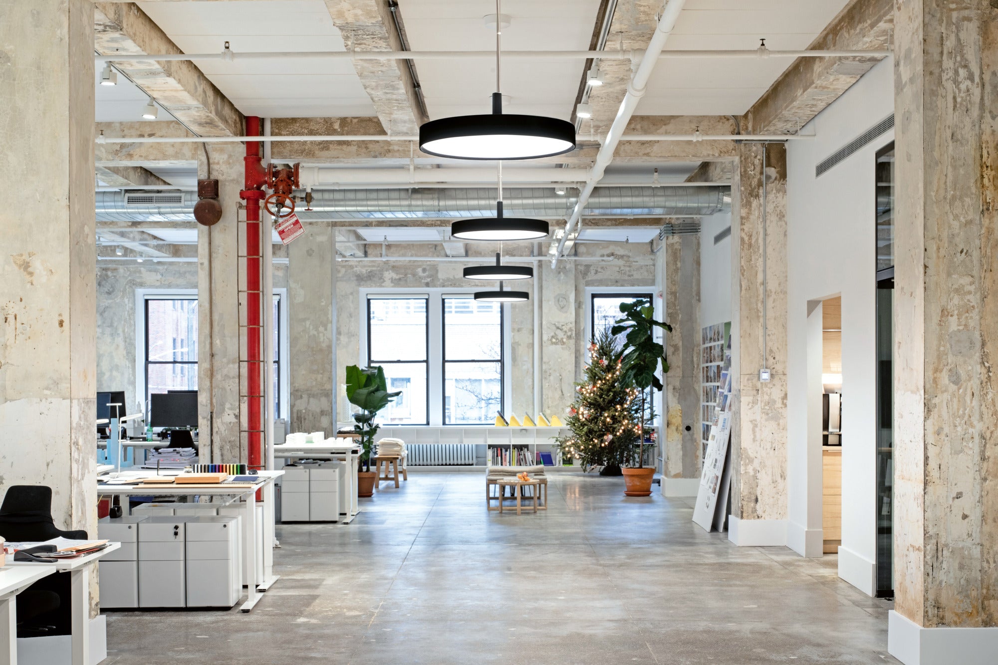 LP SLIM ROUND black pendant lamp