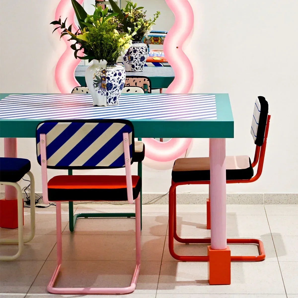 SUPERSTOOL BLUE STRIPES Bar Stool Red with Pink Base