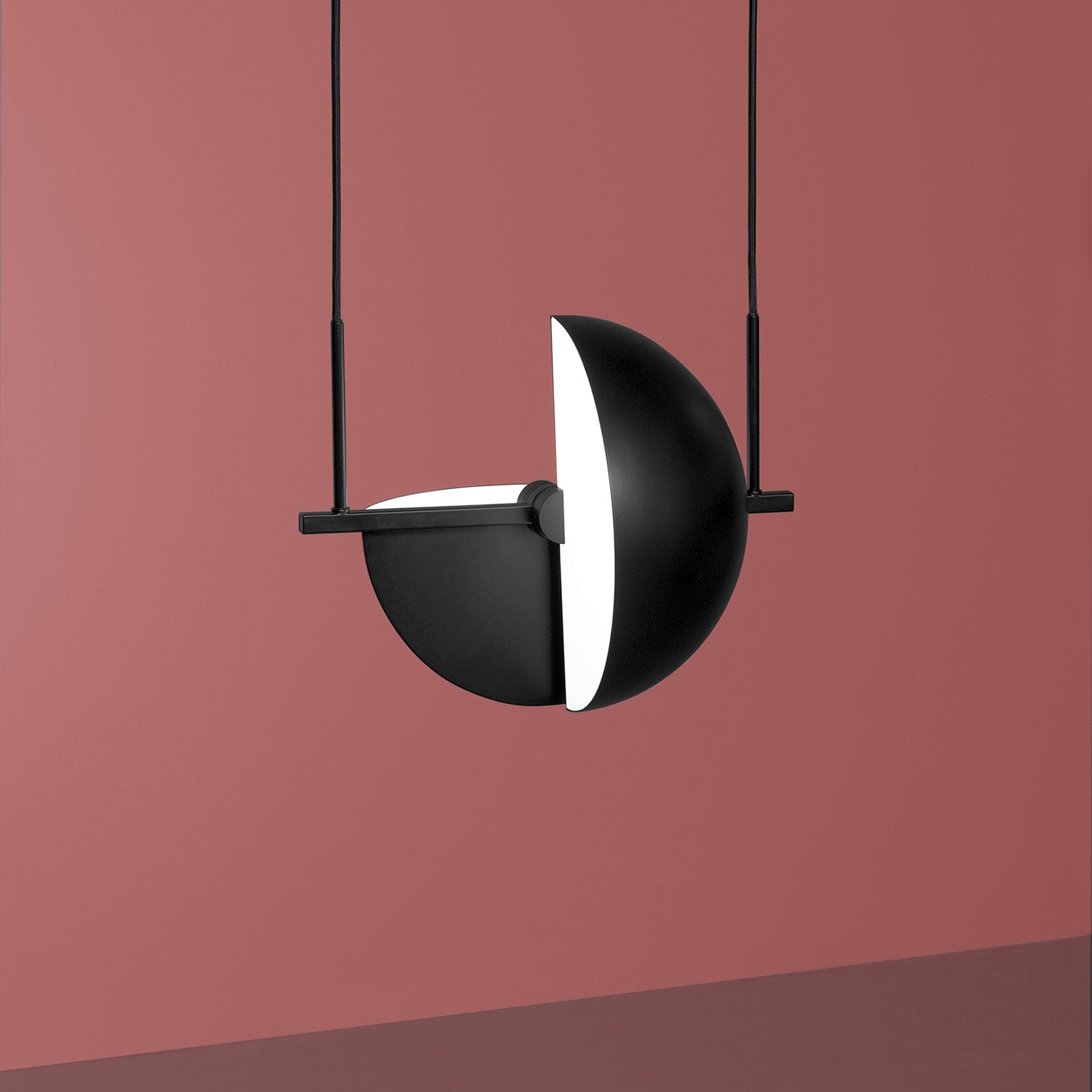TRAPEZE black pendant lamp