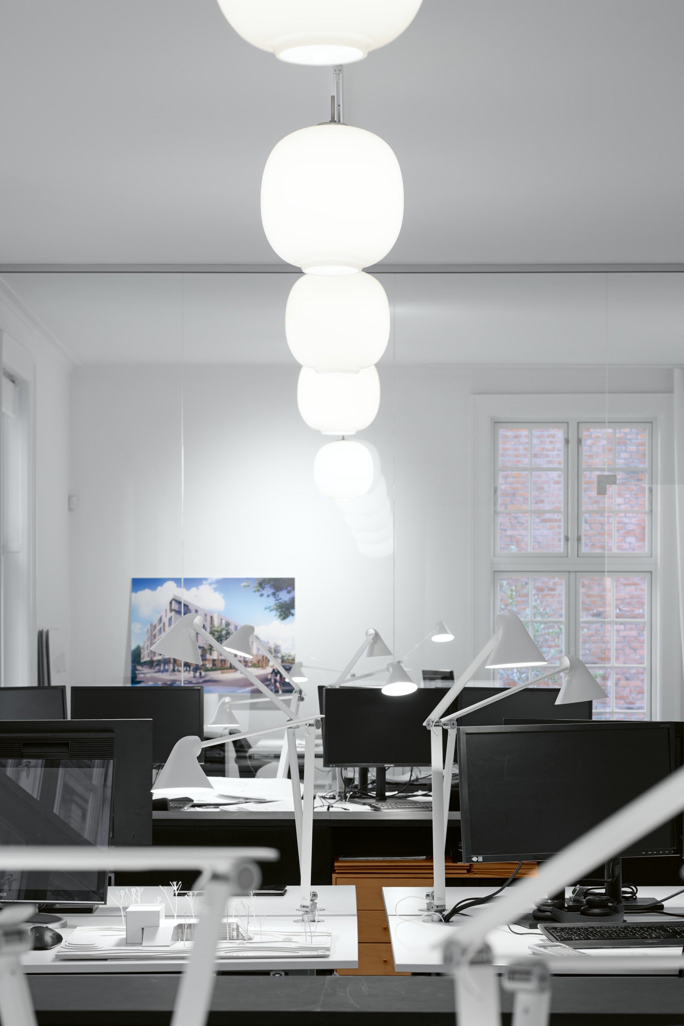 Tischlampe NJP weiß