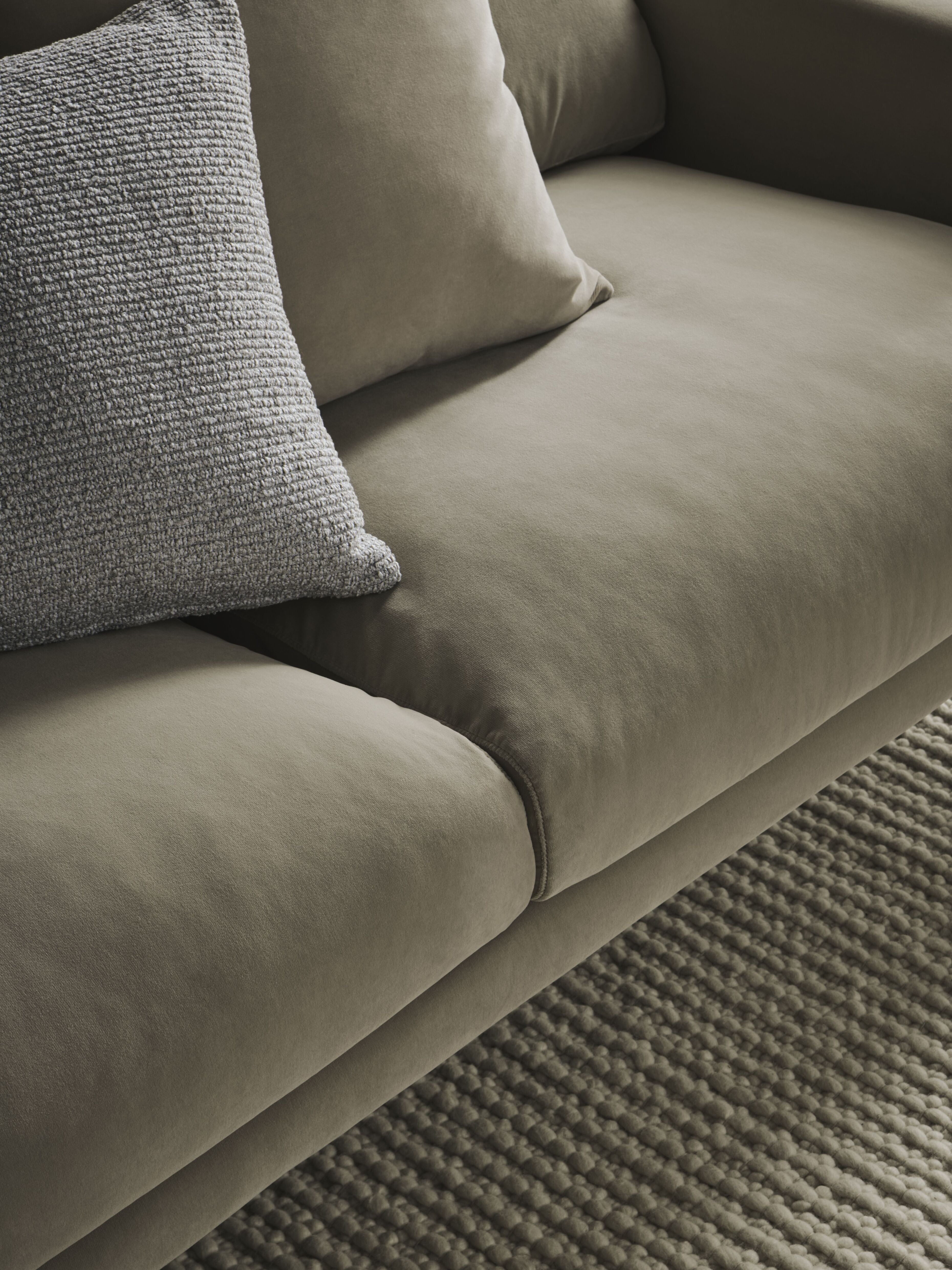 Sofa 2,5 Veneda Graustahlbasis