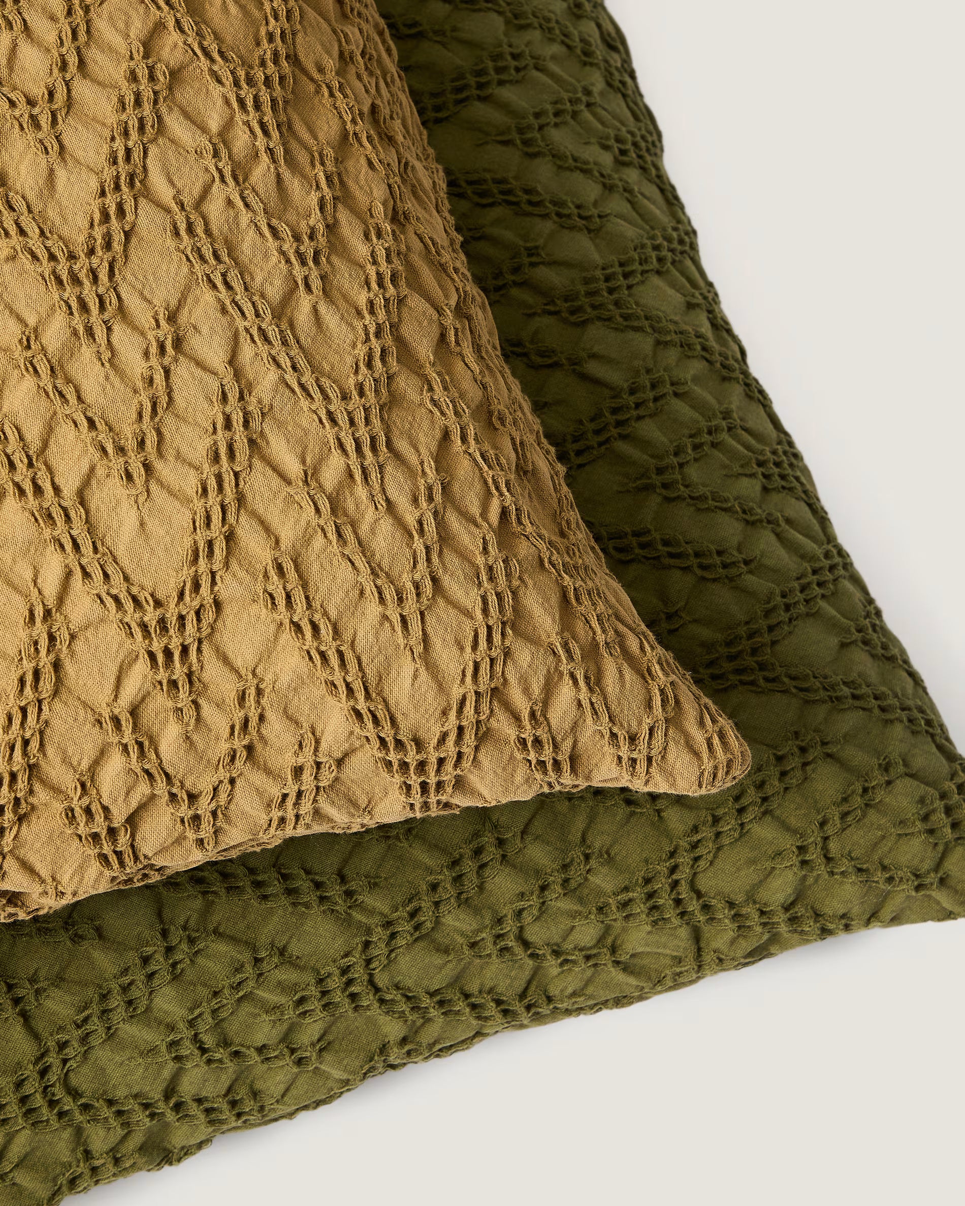 EVONE green pillowcase