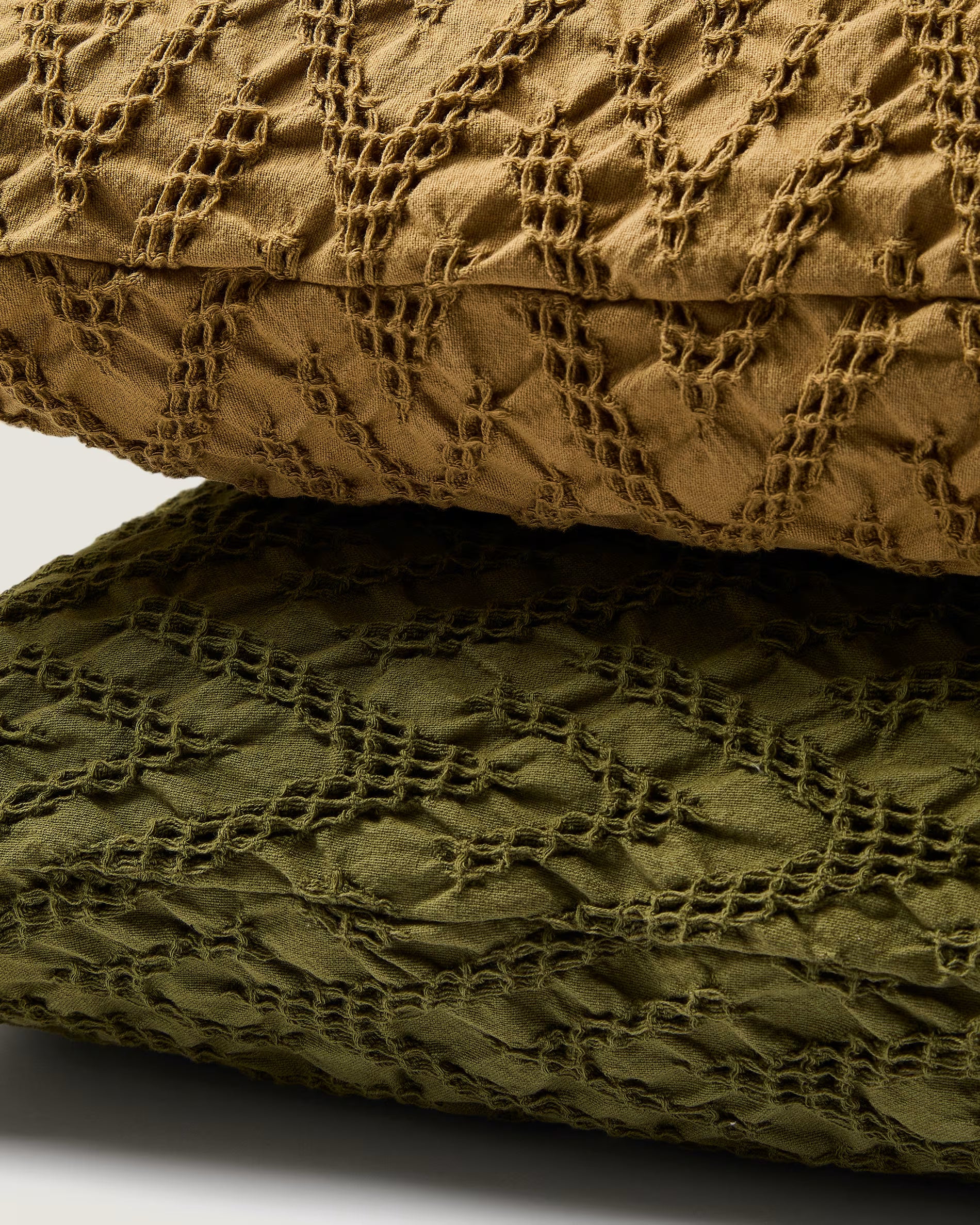 EVONE green pillowcase