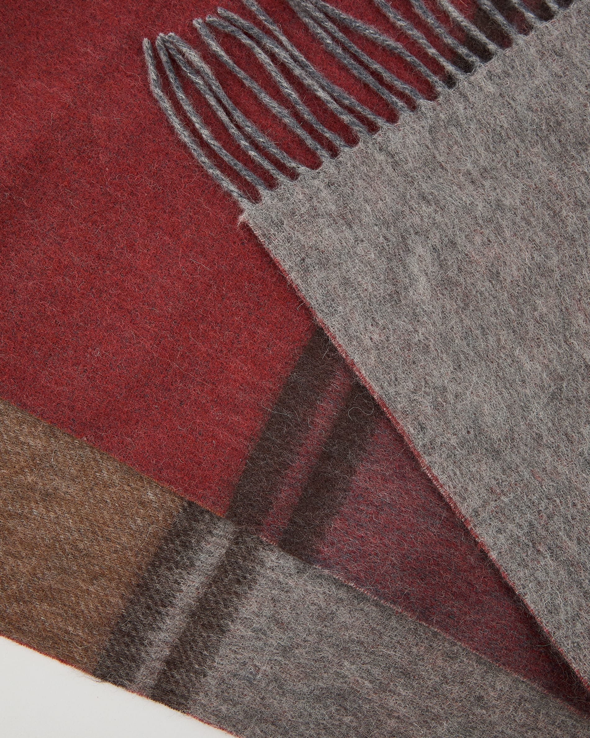 ZUNARA double-sided wool rug