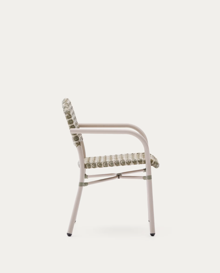 Tuccia Rattan Gardenstuhl mit einer Aluminiumbasis
