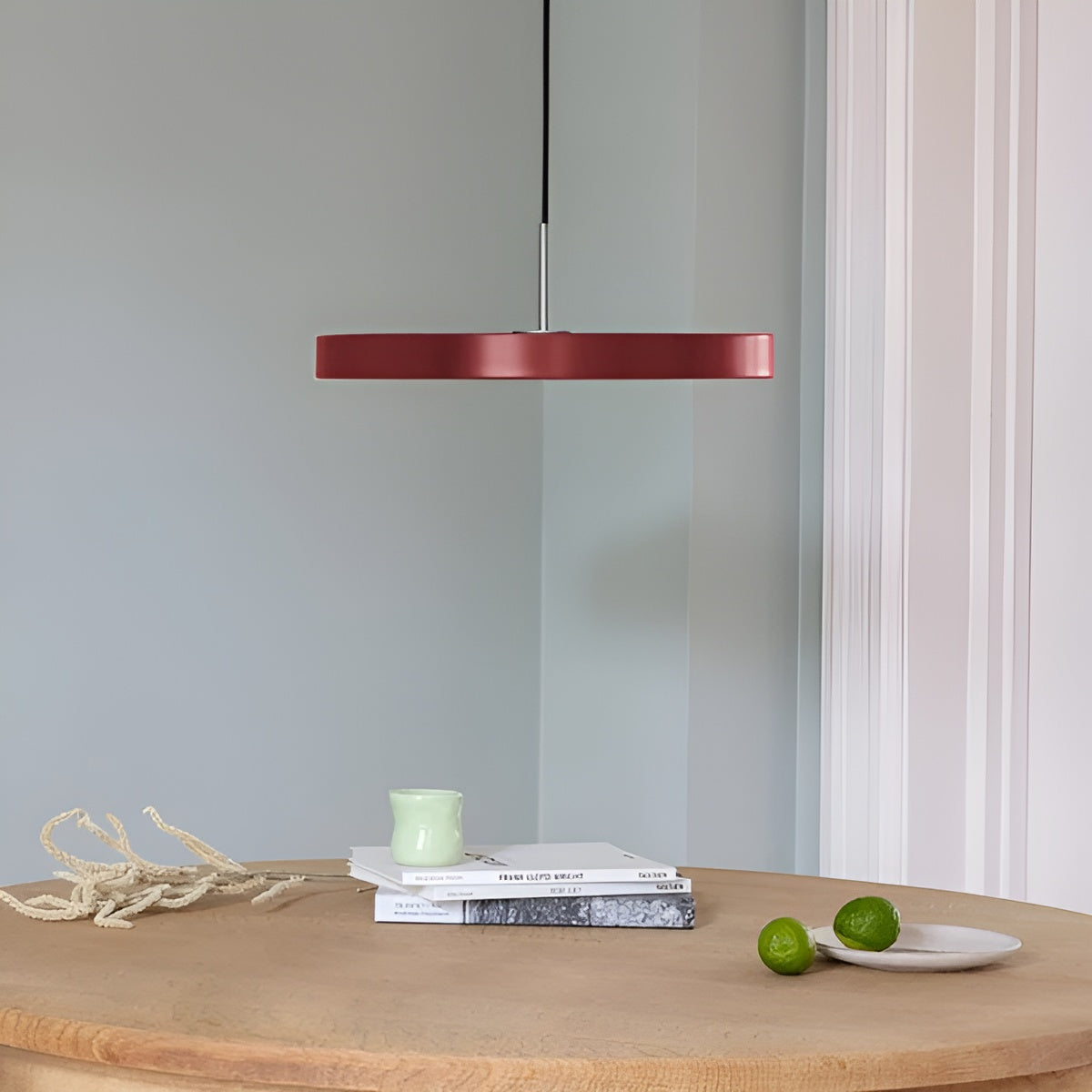 Pendelleuchte ASTERIA PLUS bordeaux mit silbernem Einsatz