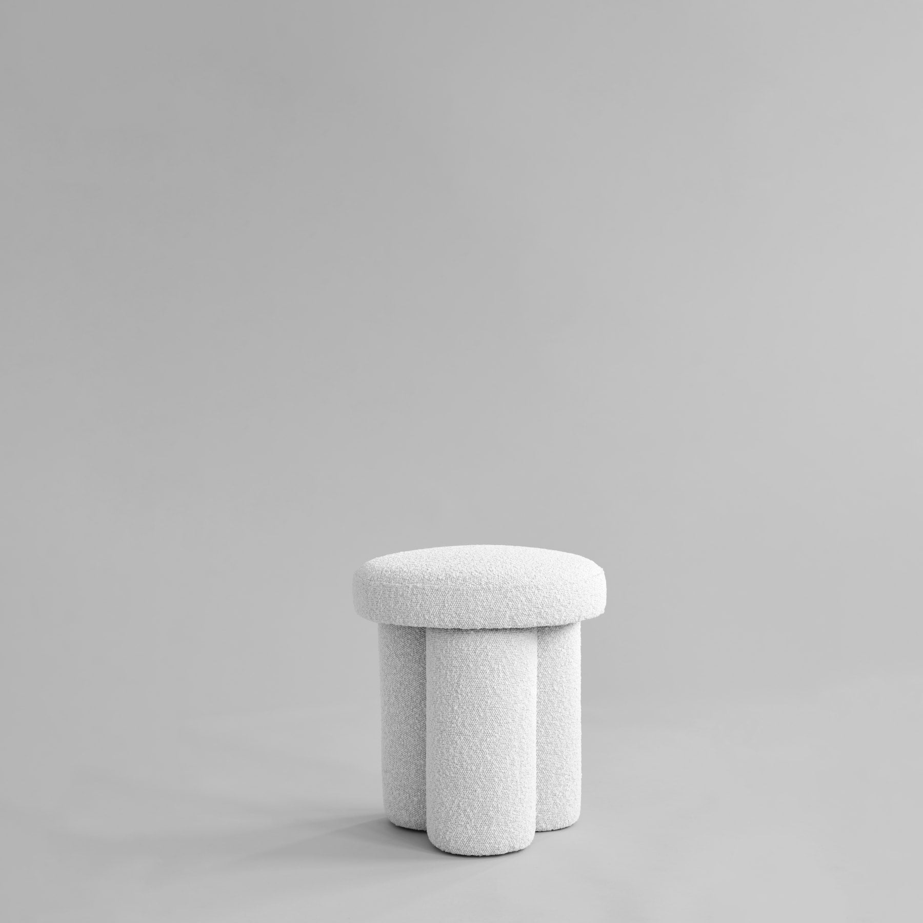 BIG FOOT Hocker Bouclé weiß 