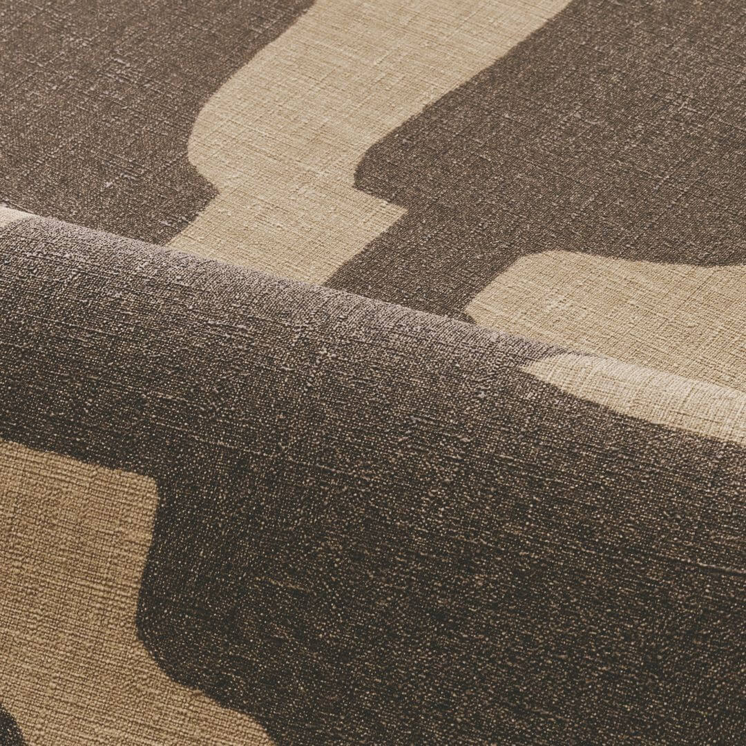 Structural wallpaper imitating fabric in abstract organic shapes SERAN - MORDORÉ brown with beige