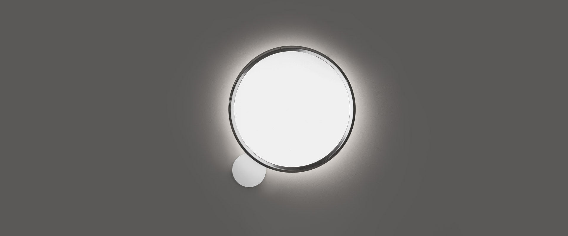 DISCOVERY Wall Lamp Polished Aluminum