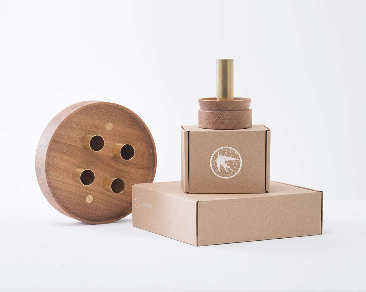 ENLIGHTENMENT Candle Holder 4 Oak with Brass