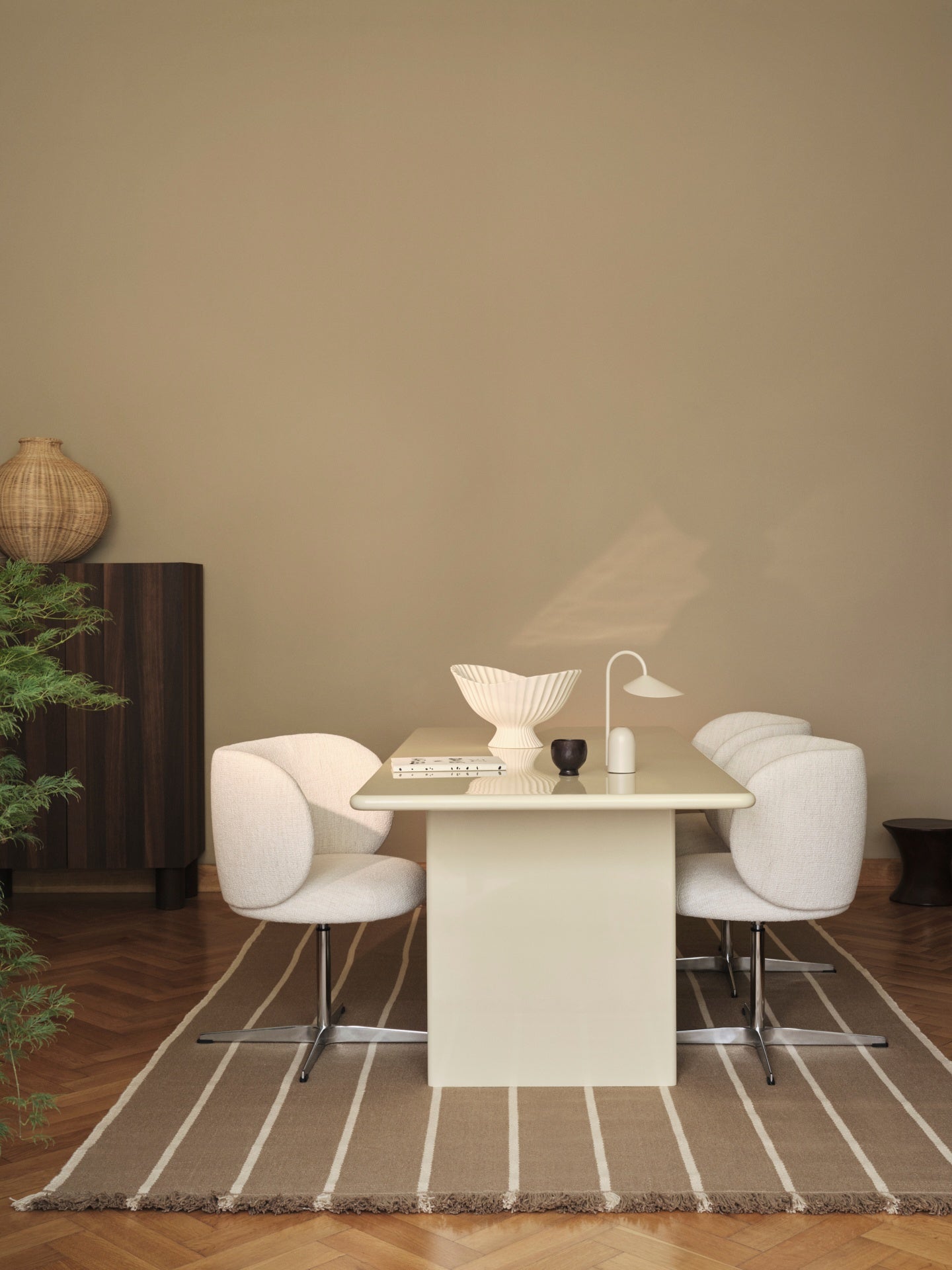 CALM KELIM Teppich Karamell mit Beige 