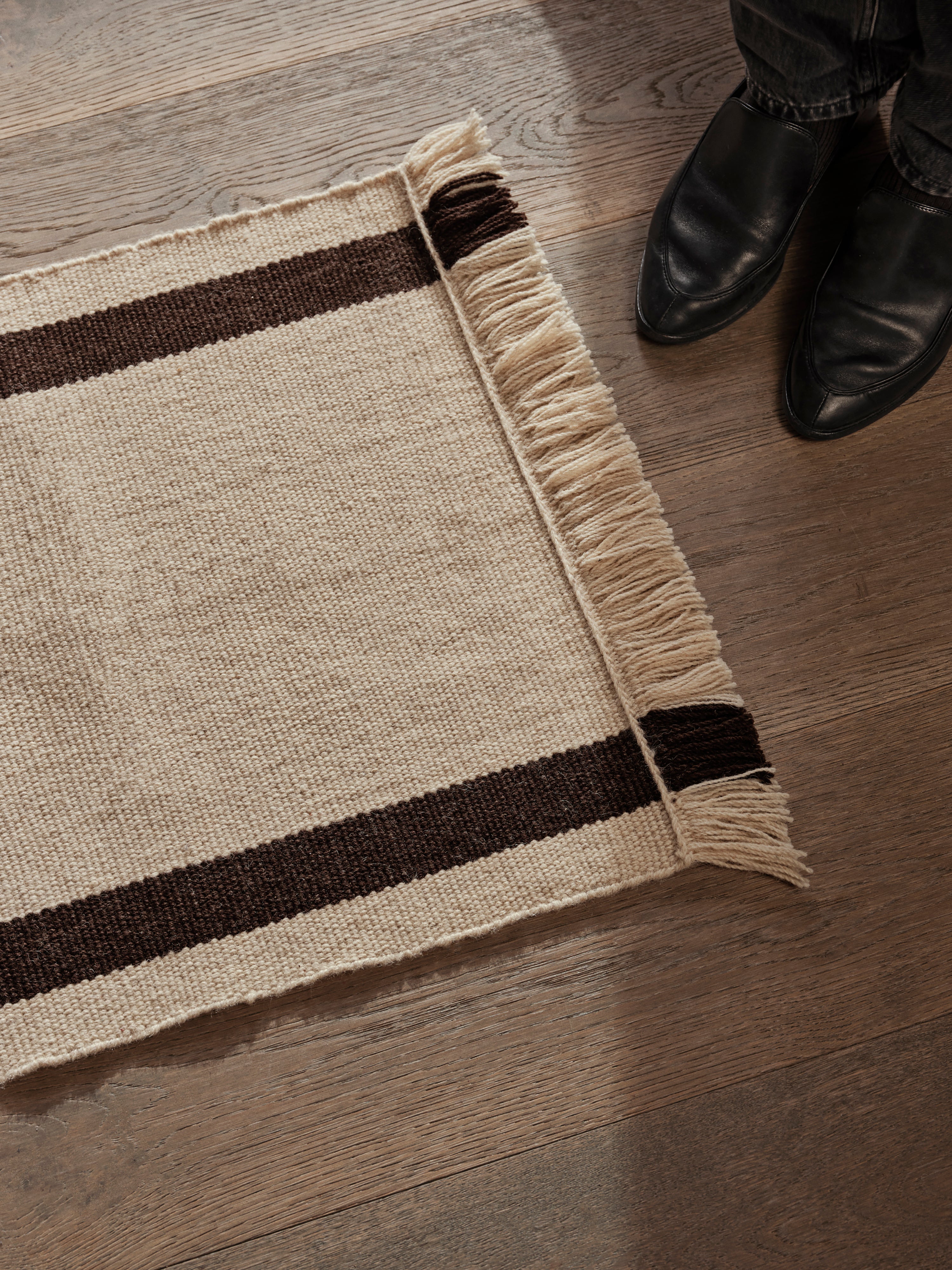 CALM KELIM rug broken white with brown