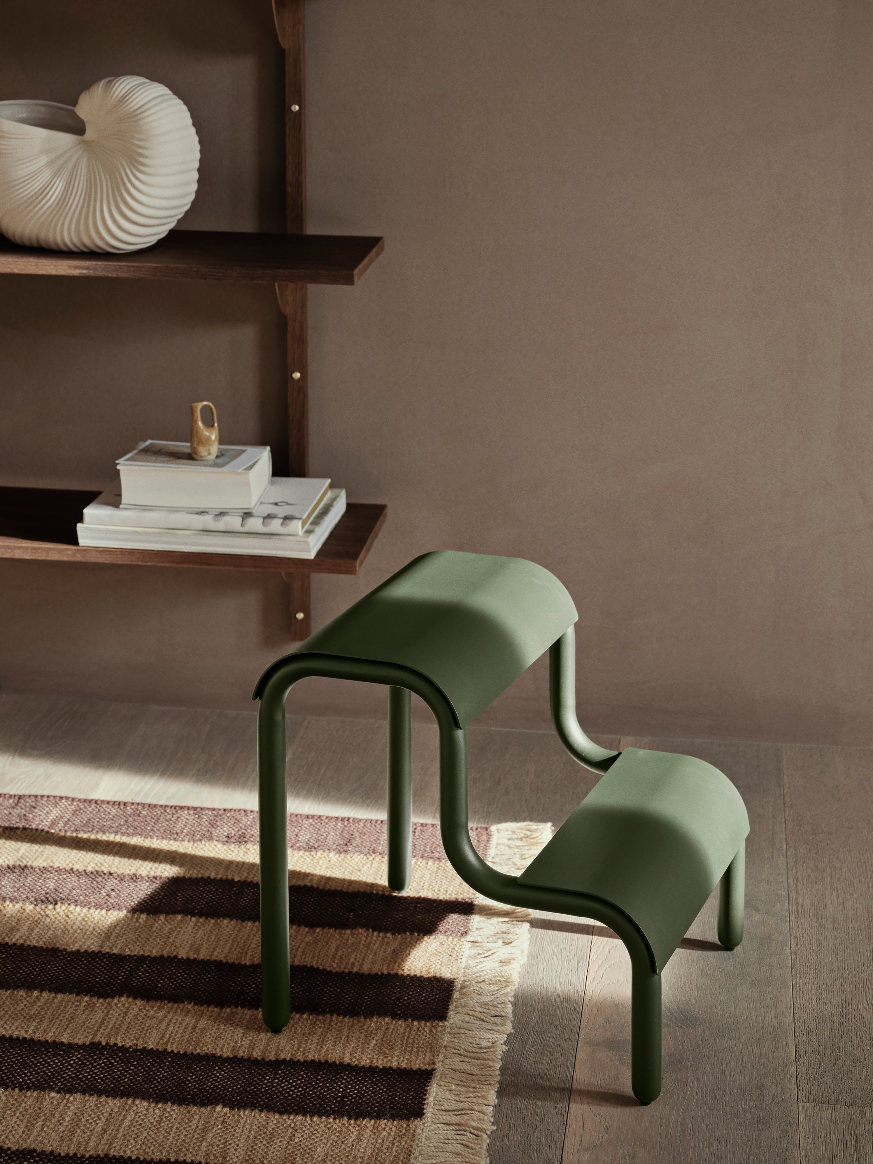 UP STEP stool green