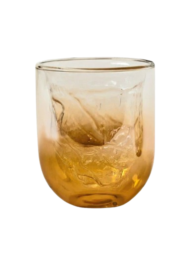 Gläser und Becher