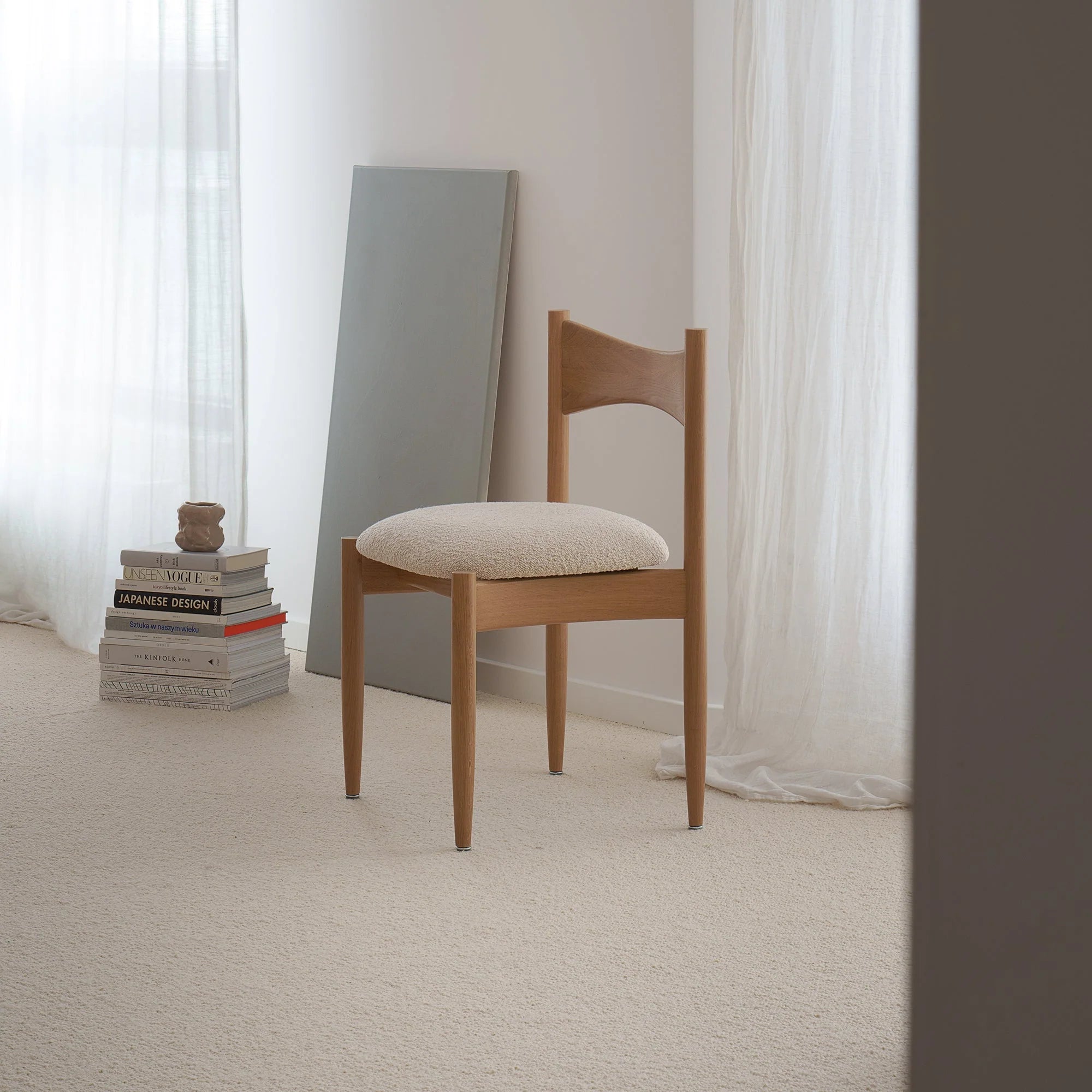 Stuhl KEMI beige mit Eichenholz