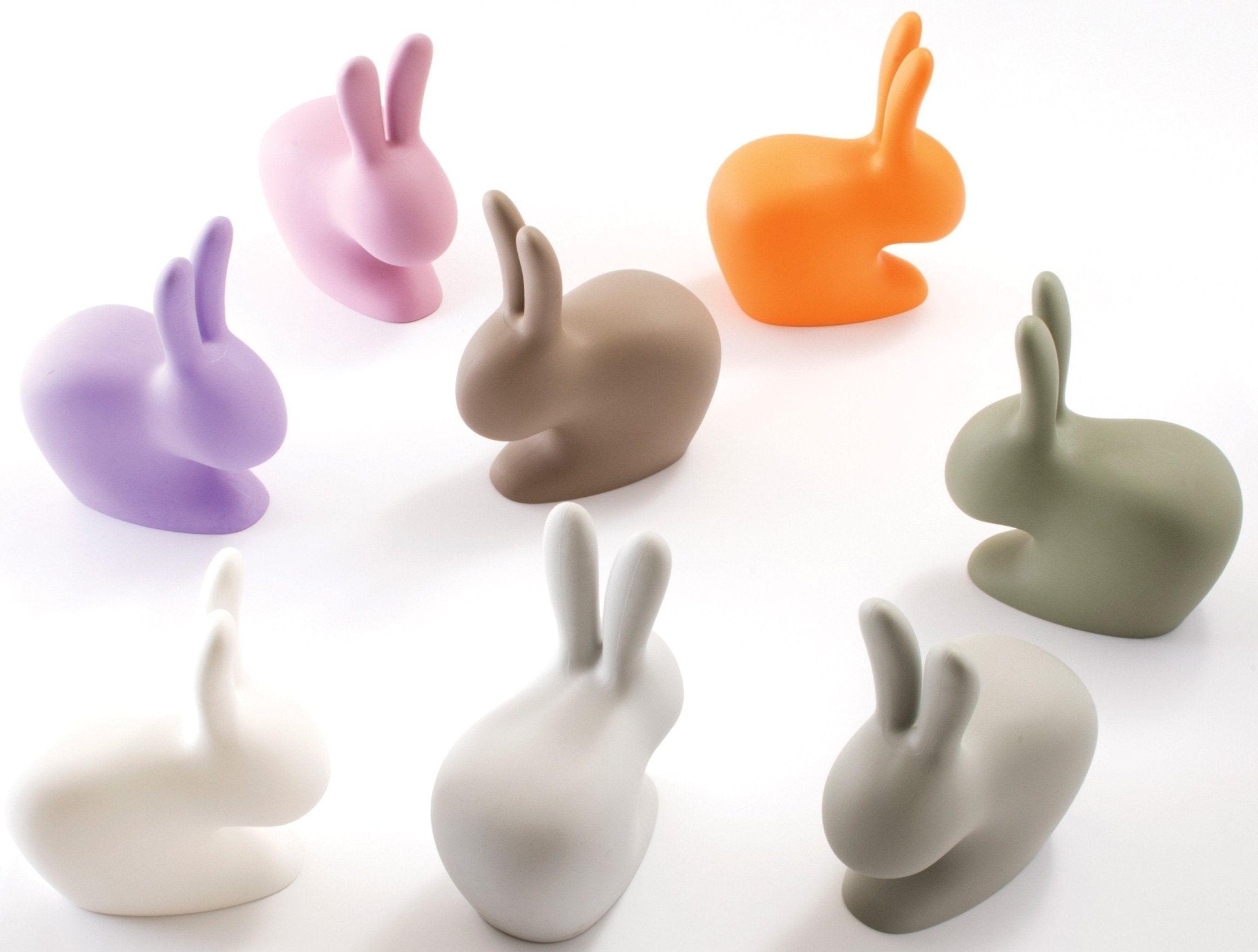 Krzesło RABBIT różowy Qeeboo    Eye on Design