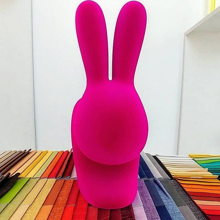 Krzesło RABBIT VELVET fioletowy Qeeboo    Eye on Design