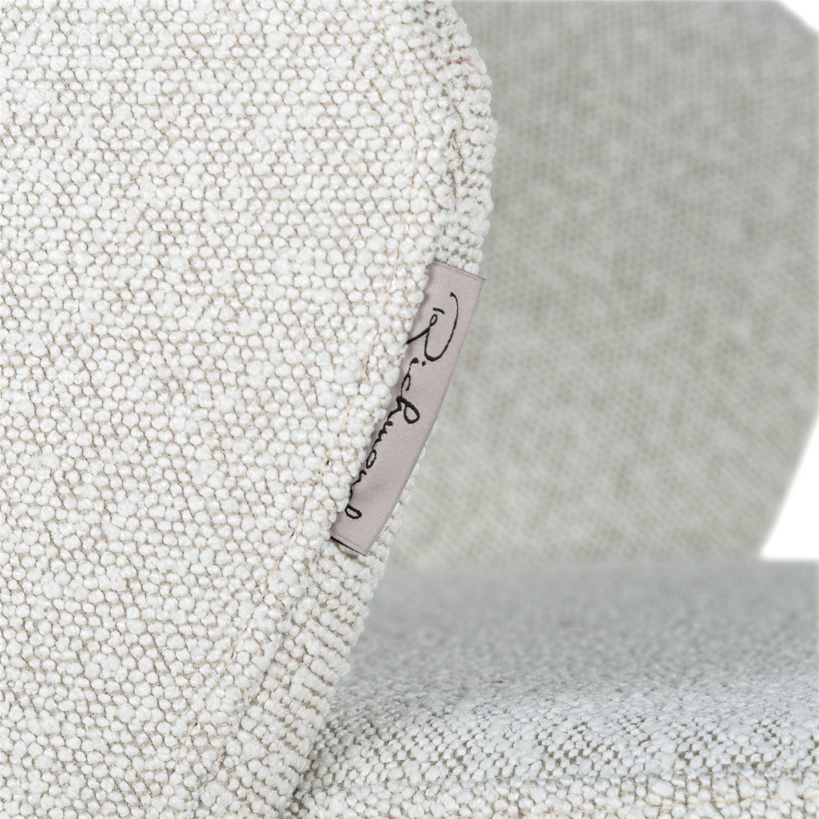 Krzesło SAVOY biały bouclé Richmond Interiors    Eye on Design