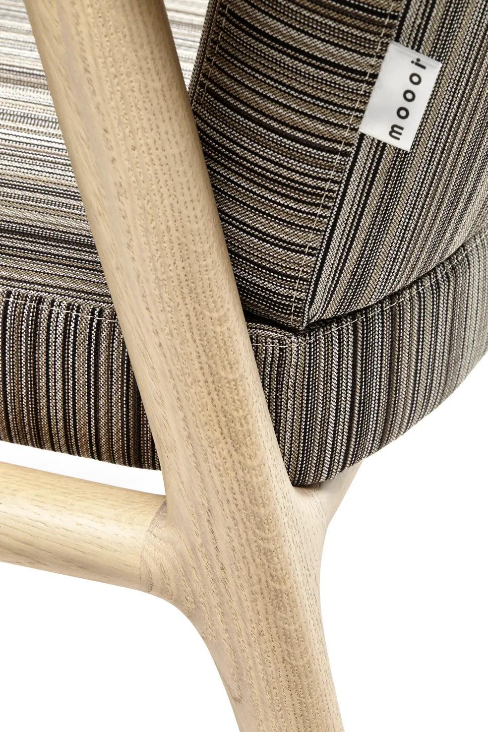 Chair with armrests ZIO oak wood Moooi Eye on Design