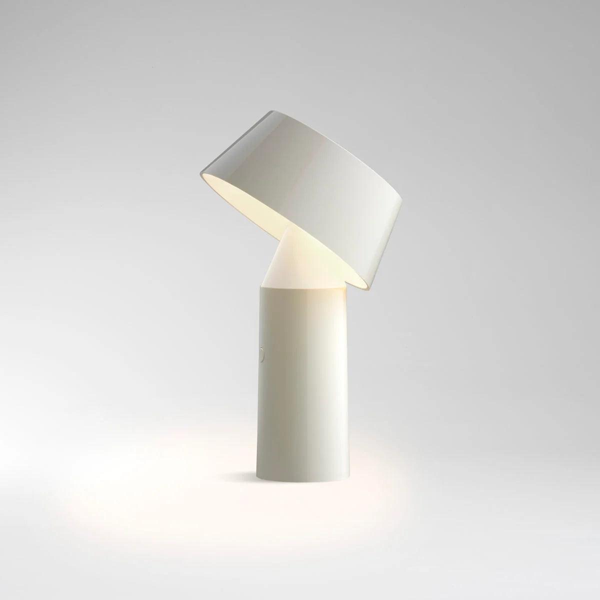 Lampa akumulatorowa BICOCA kremowy Marset    Eye on Design