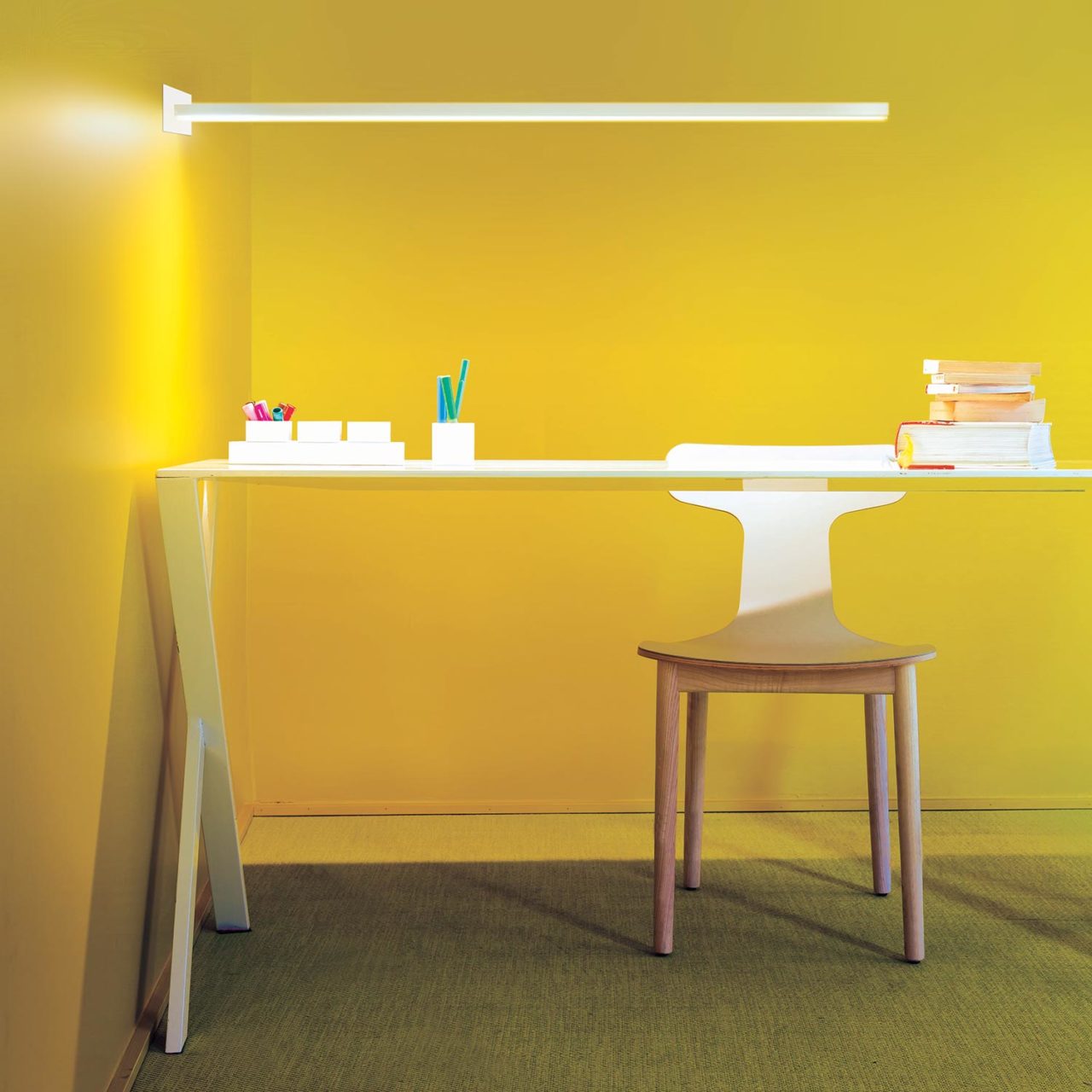 LINESCAPES CANTILEVERED wall lamp white
