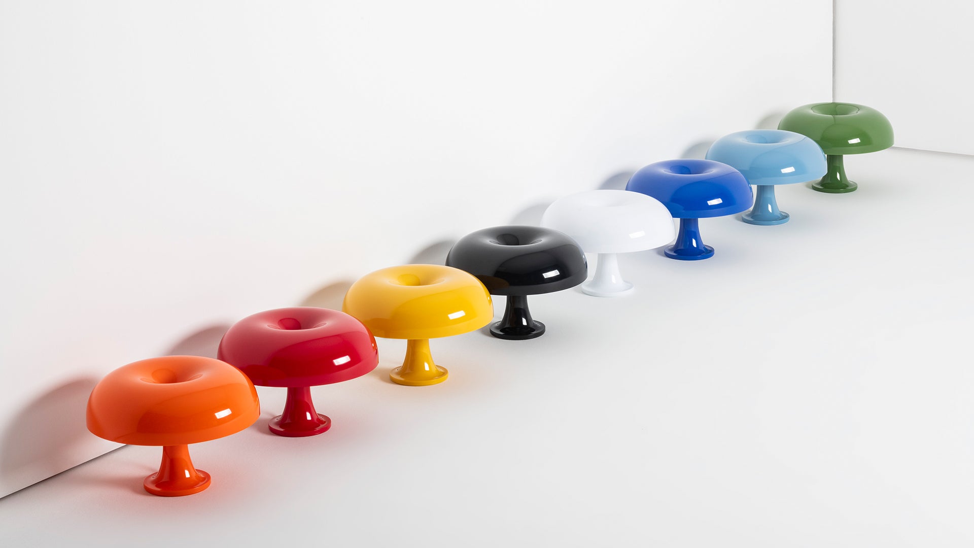 NESSINO red table lamp