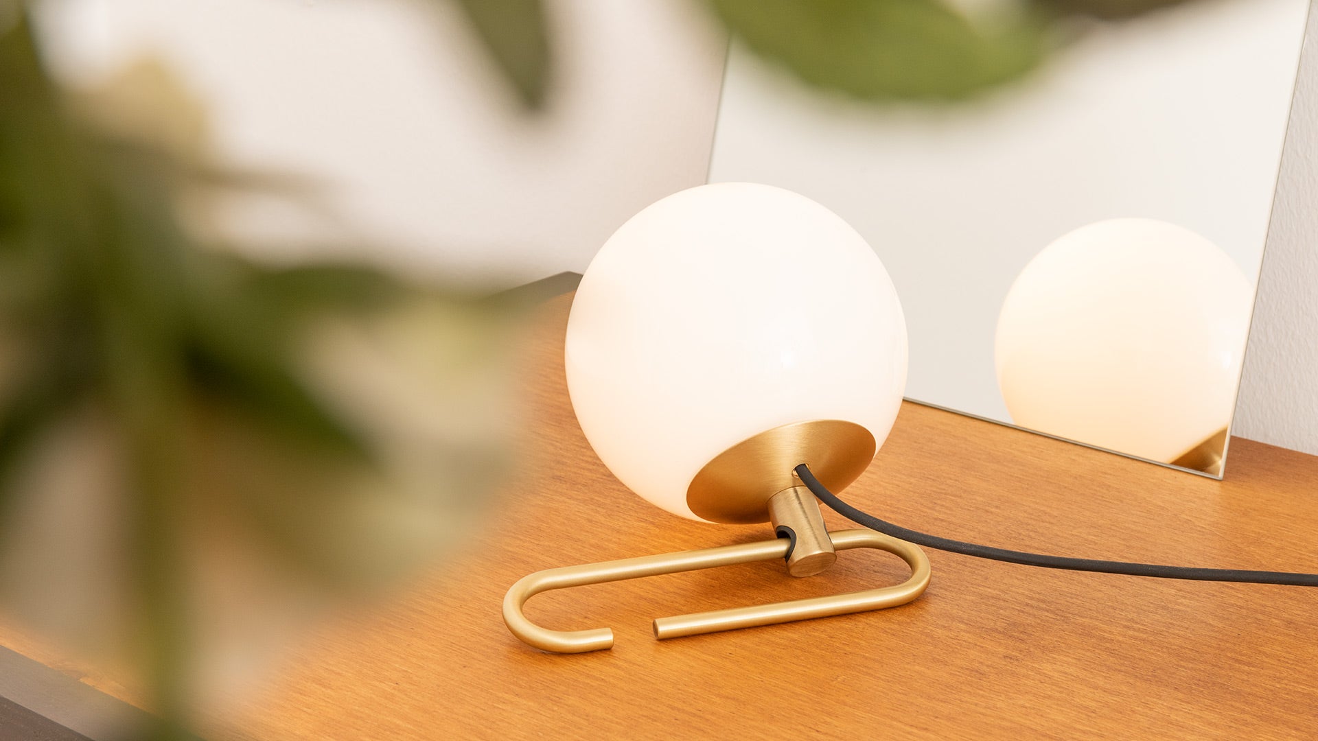 NH1217 Brass Table Lamp with White Glass