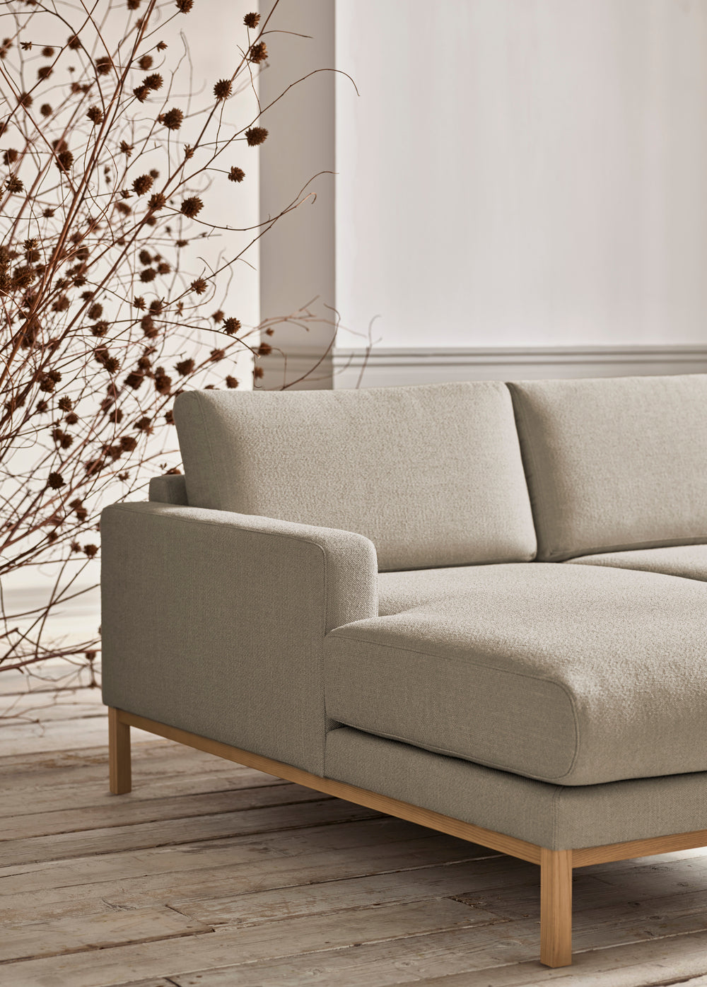 North upholstered corner Dark base