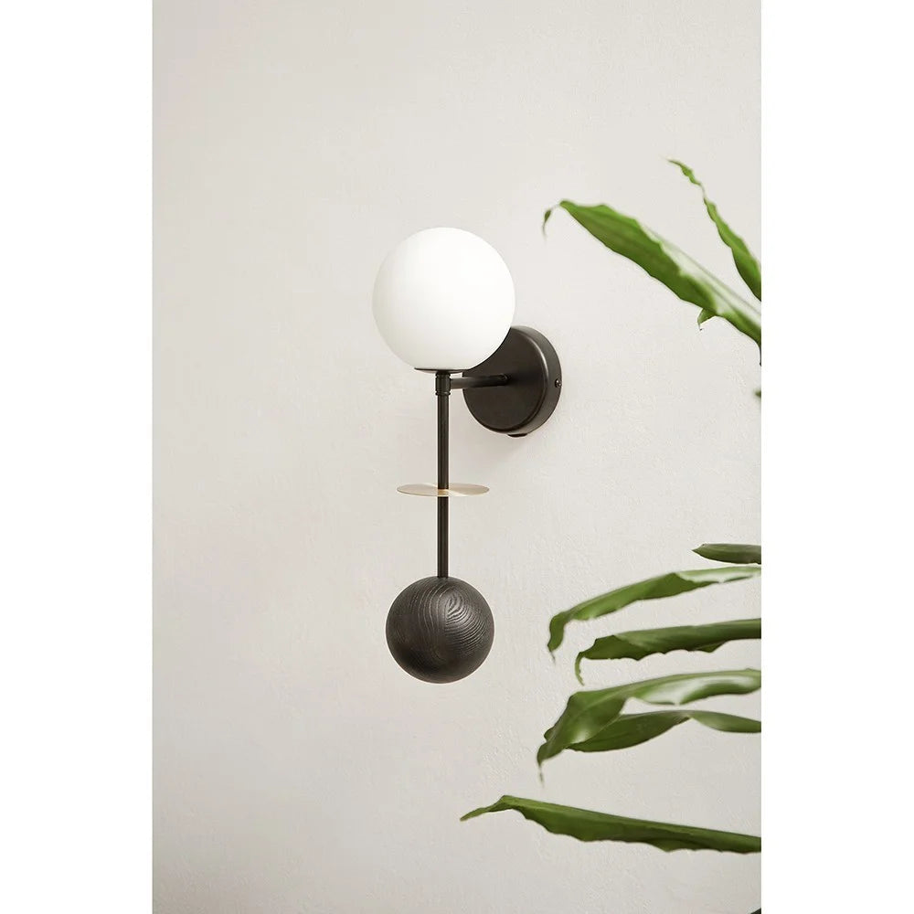 OIO schwarze Wandleuchte