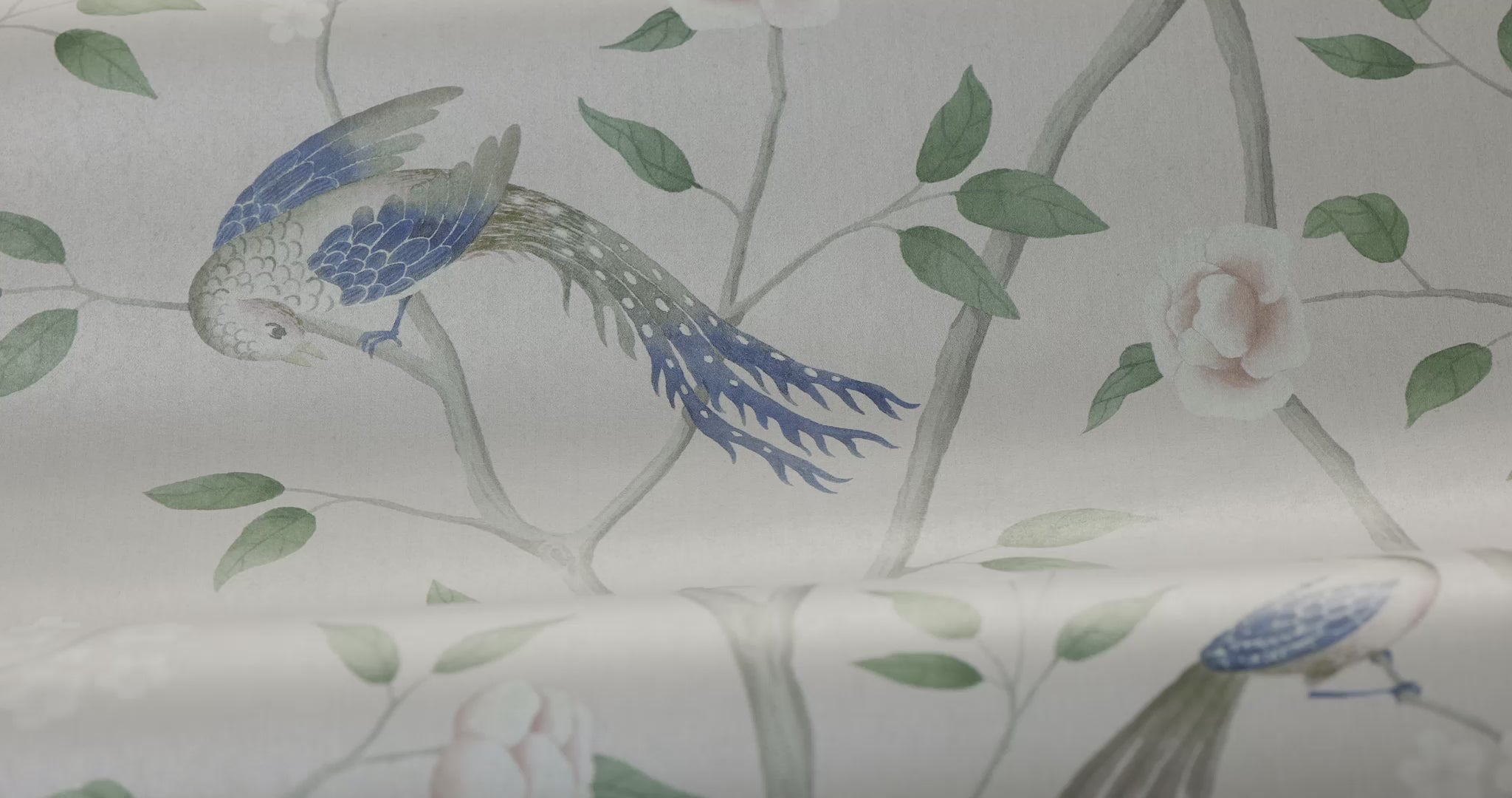 Non-woven paper wallpaper with a botanical pattern PARADISE BIRDS beige with green and pink