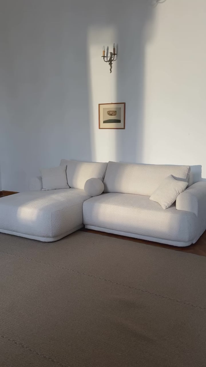 Rechts -Ecke mit Ella schläft dunkelblau