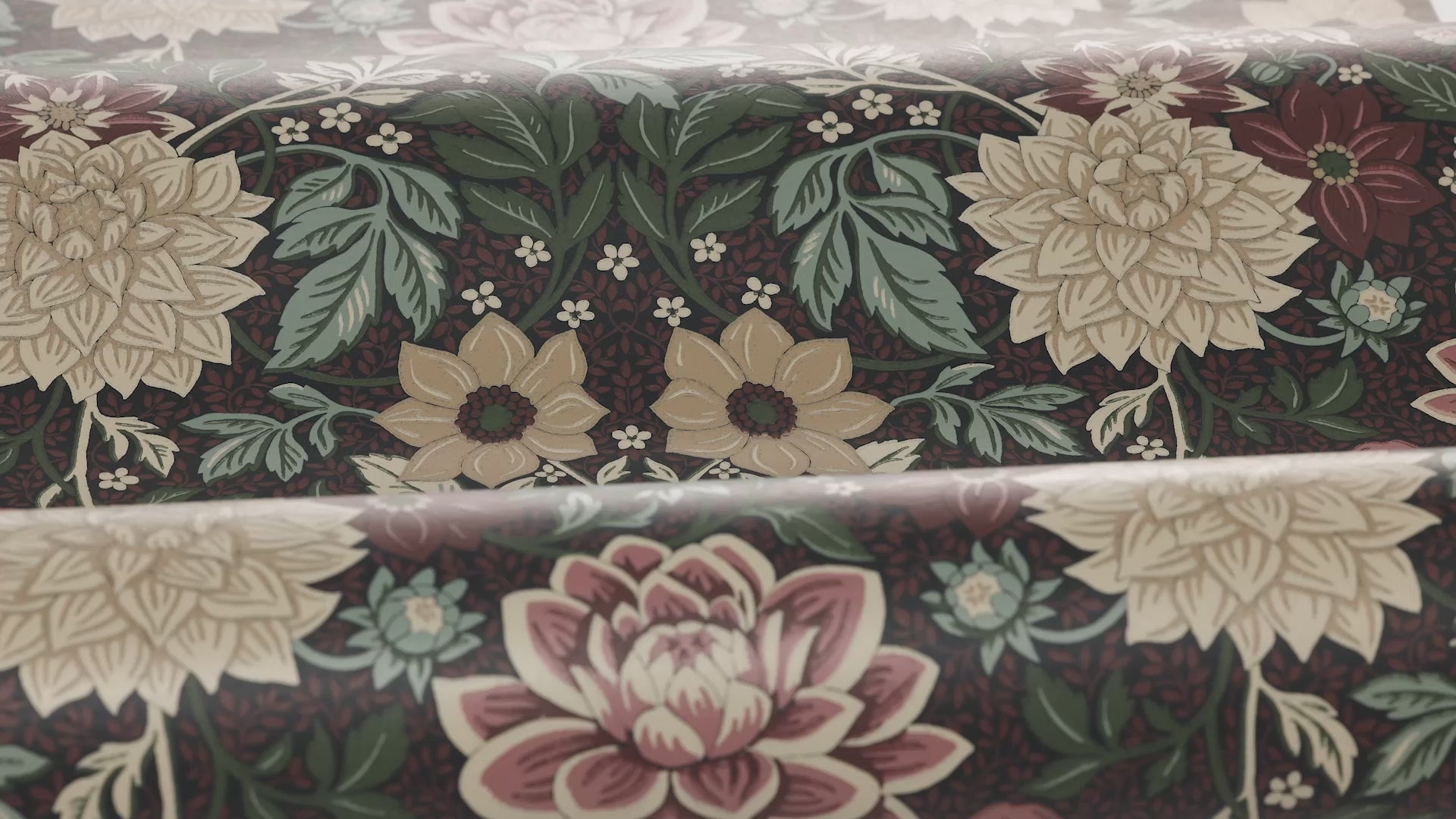 Non-woven paper wallpaper with a floral pattern DAHLIA GARDEN in dusty pink with green