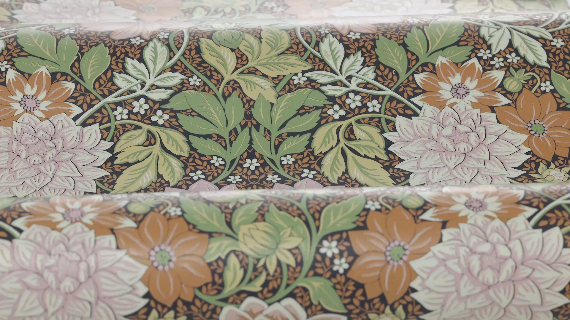 Non-woven paper wallpaper with a floral pattern DAHLIA GARDEN light green with pink