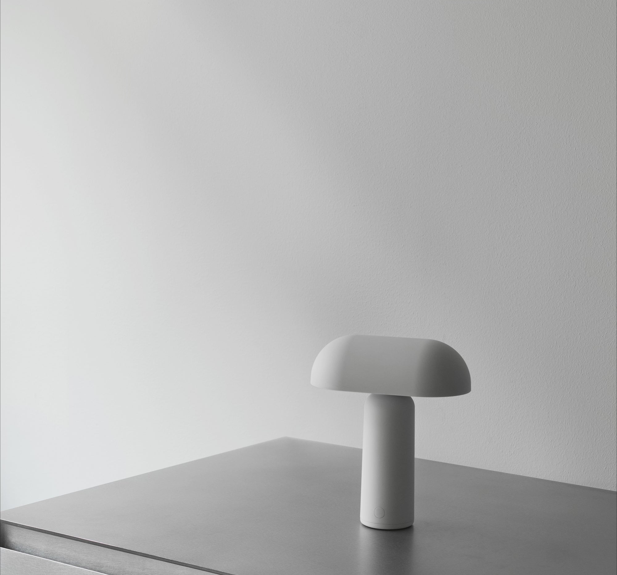 PORTA portable lamp white